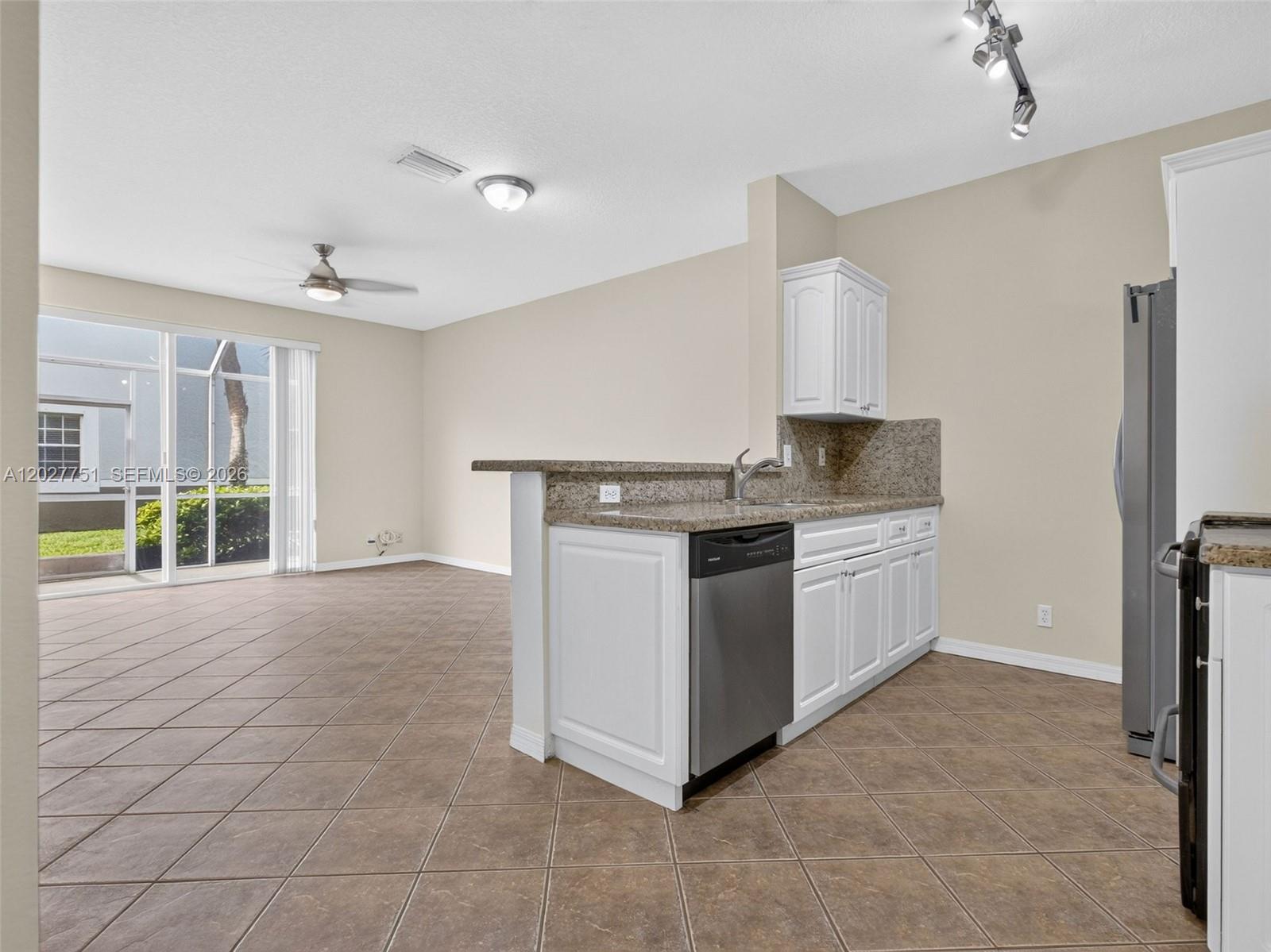 3677 San Simeon Cir # 3677