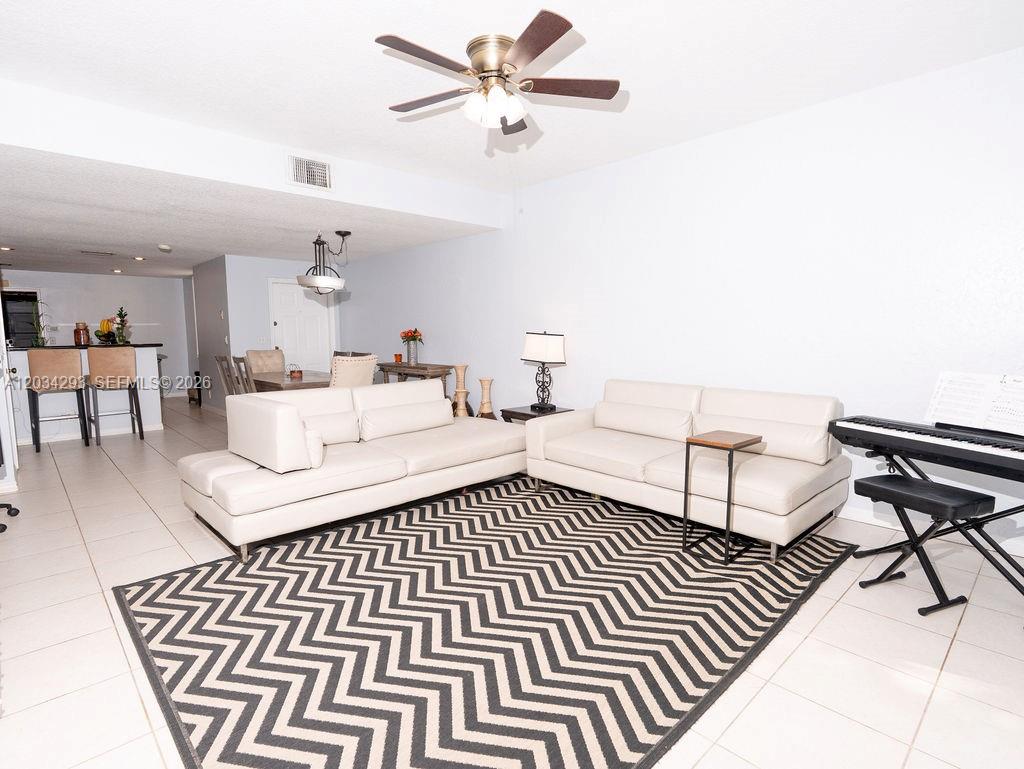 1611 Veracruz Ln # 17 Unit: 5-17
