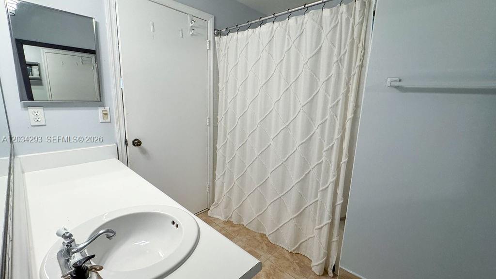 1611 Veracruz Ln # 17 Unit: 5-17