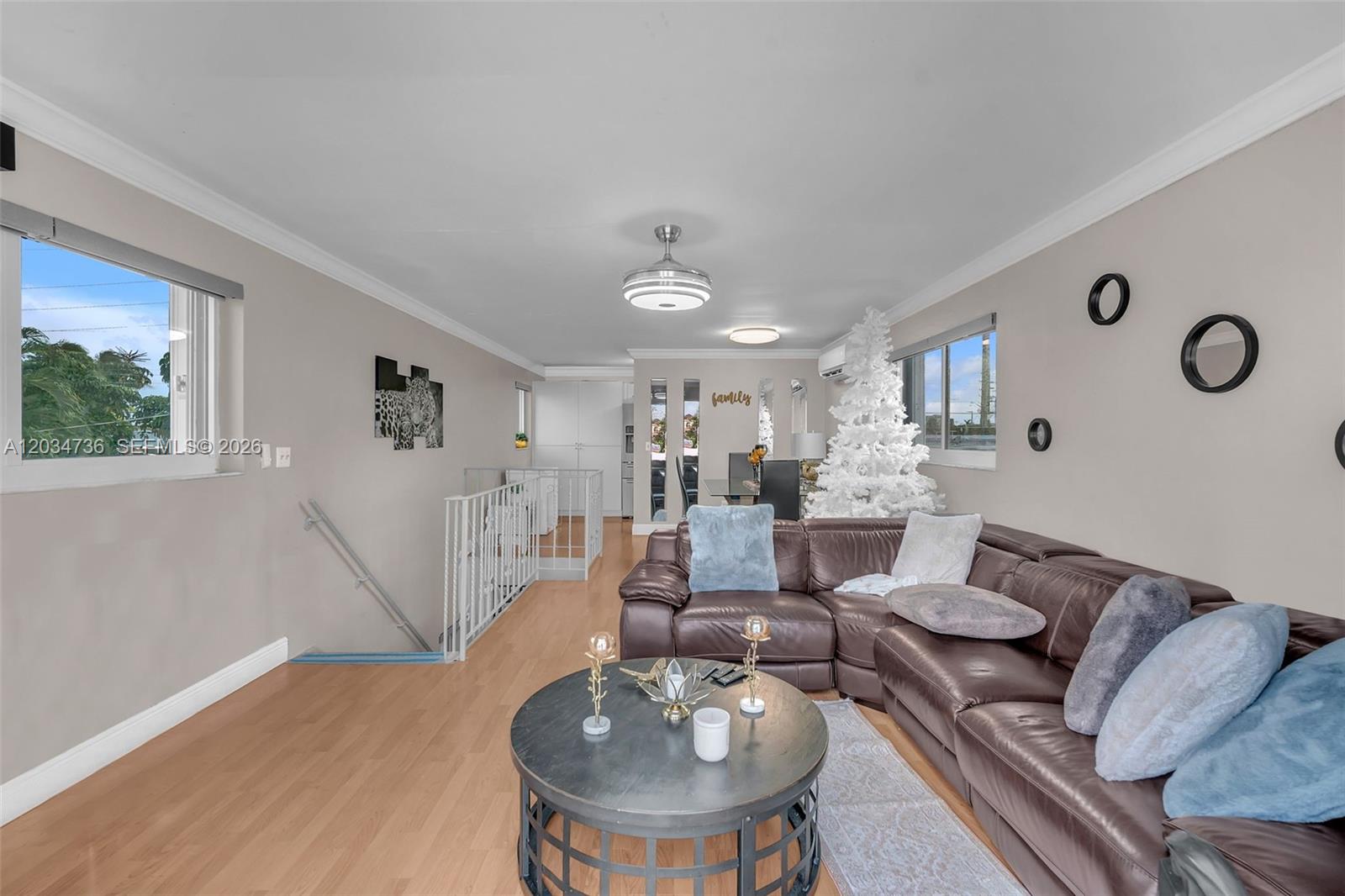 380 W 30th St