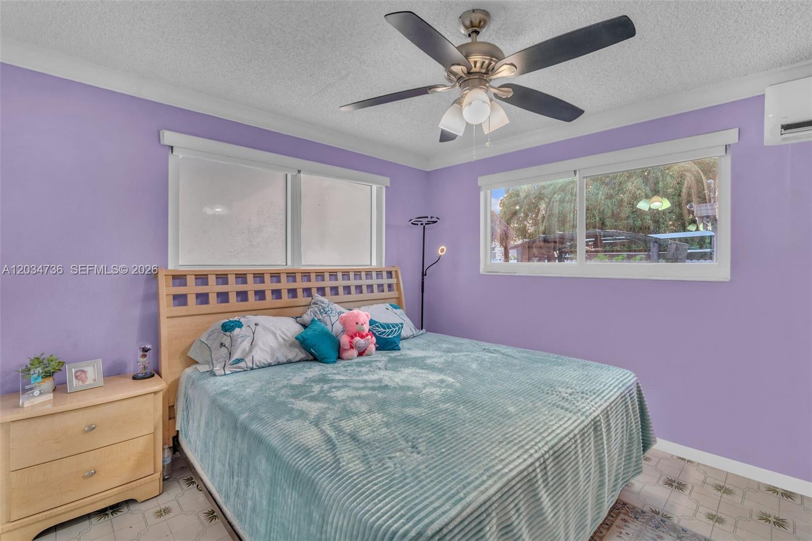 380 W 30th St