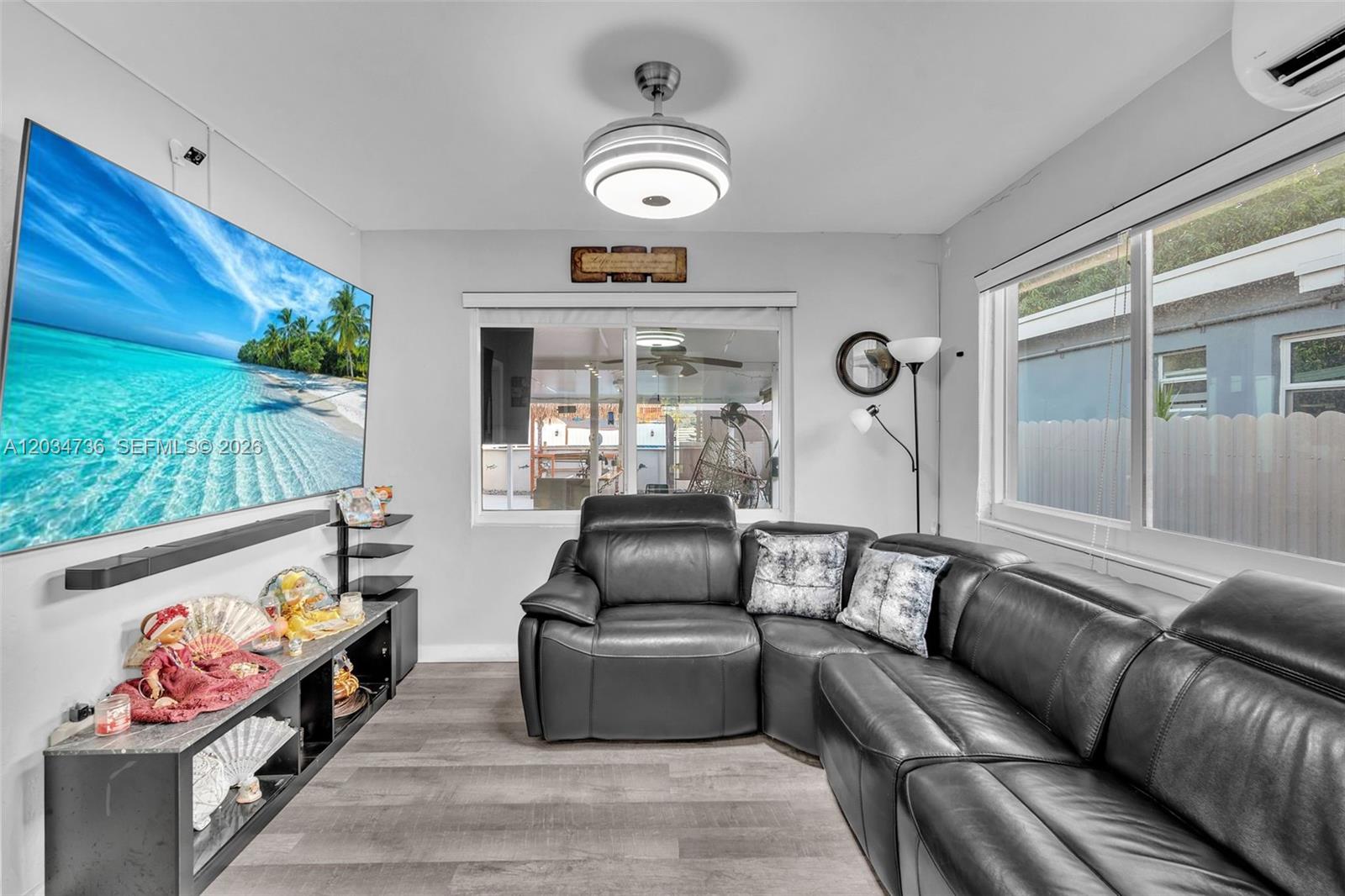 380 W 30th St