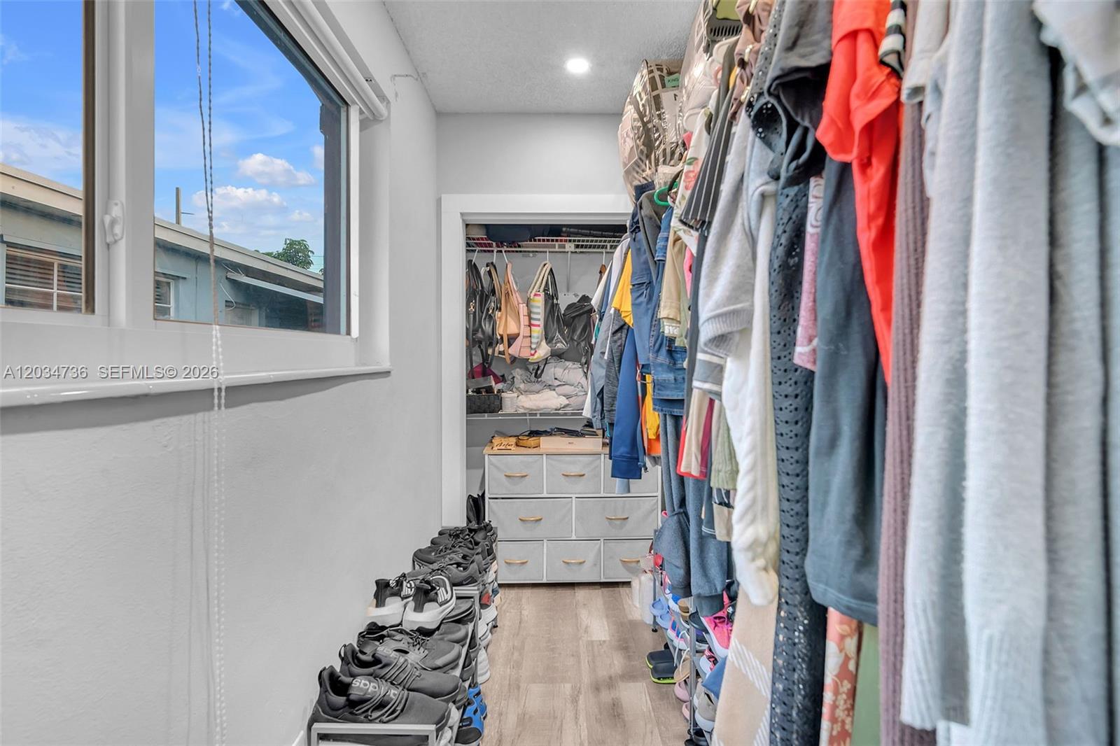 380 W 30th St