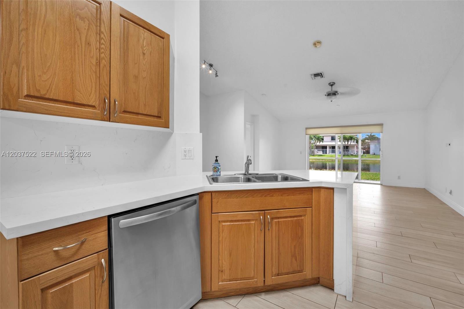 1918 Andromeda Ln # 1918