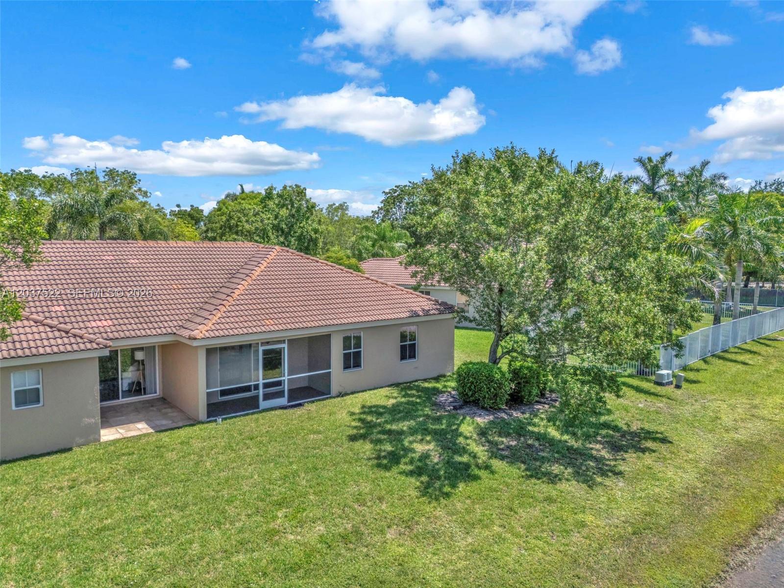 1918 Andromeda Ln # 1918