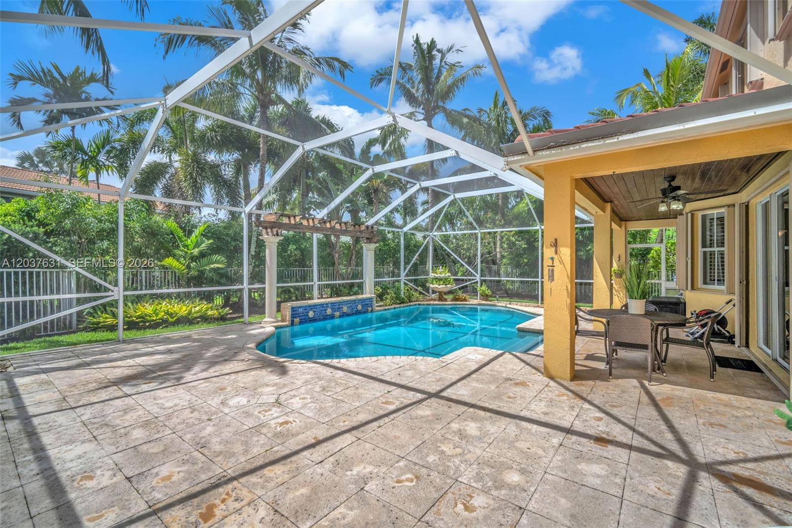 4110 Laurel Ridge Cir