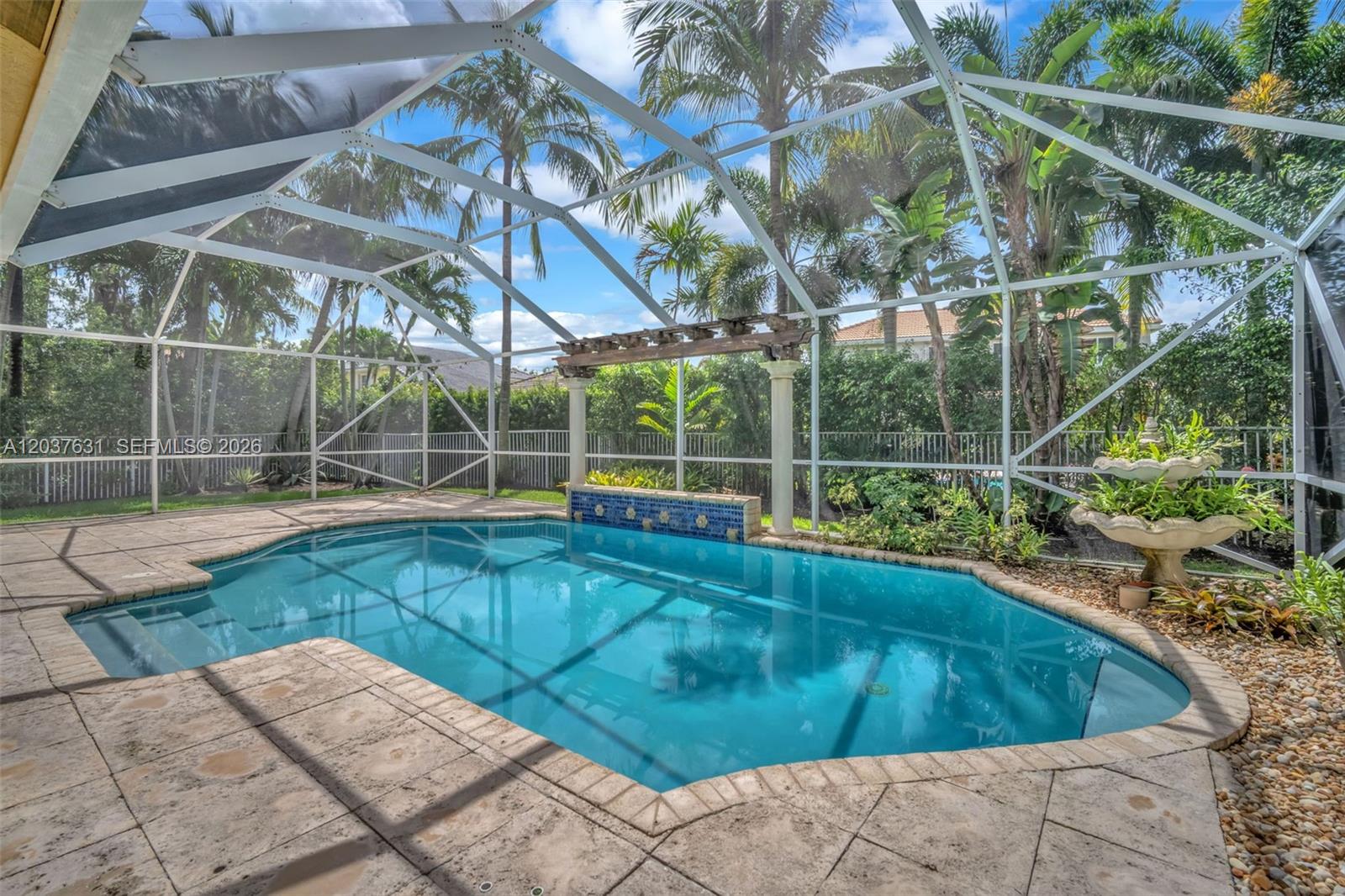 4110 Laurel Ridge Cir