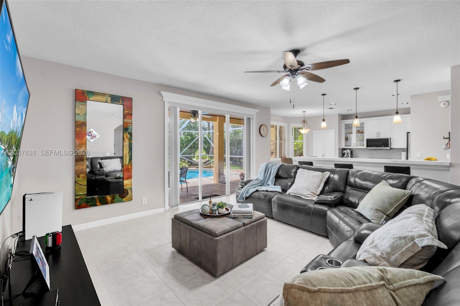 4110 Laurel Ridge Cir