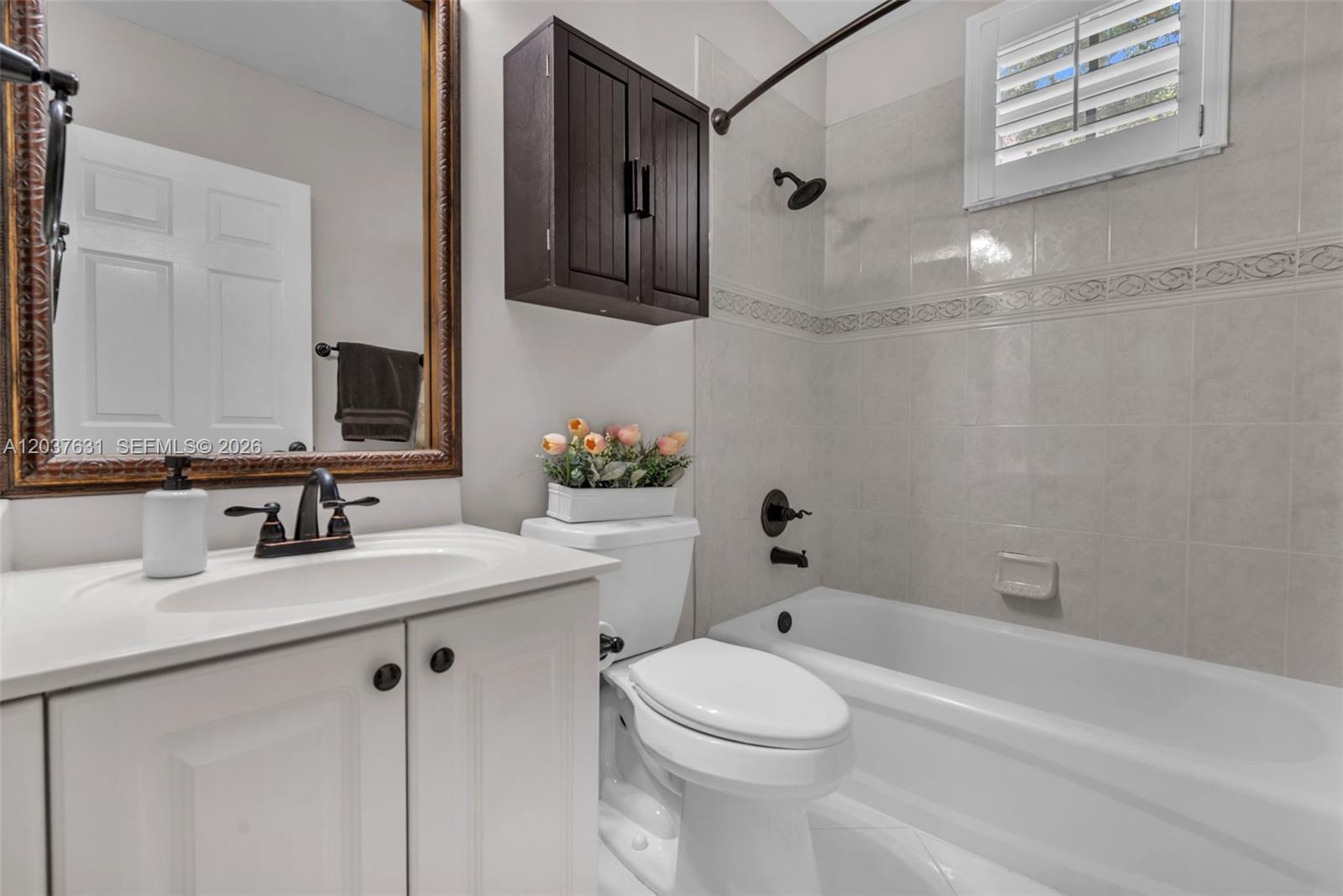 4110 Laurel Ridge Cir
