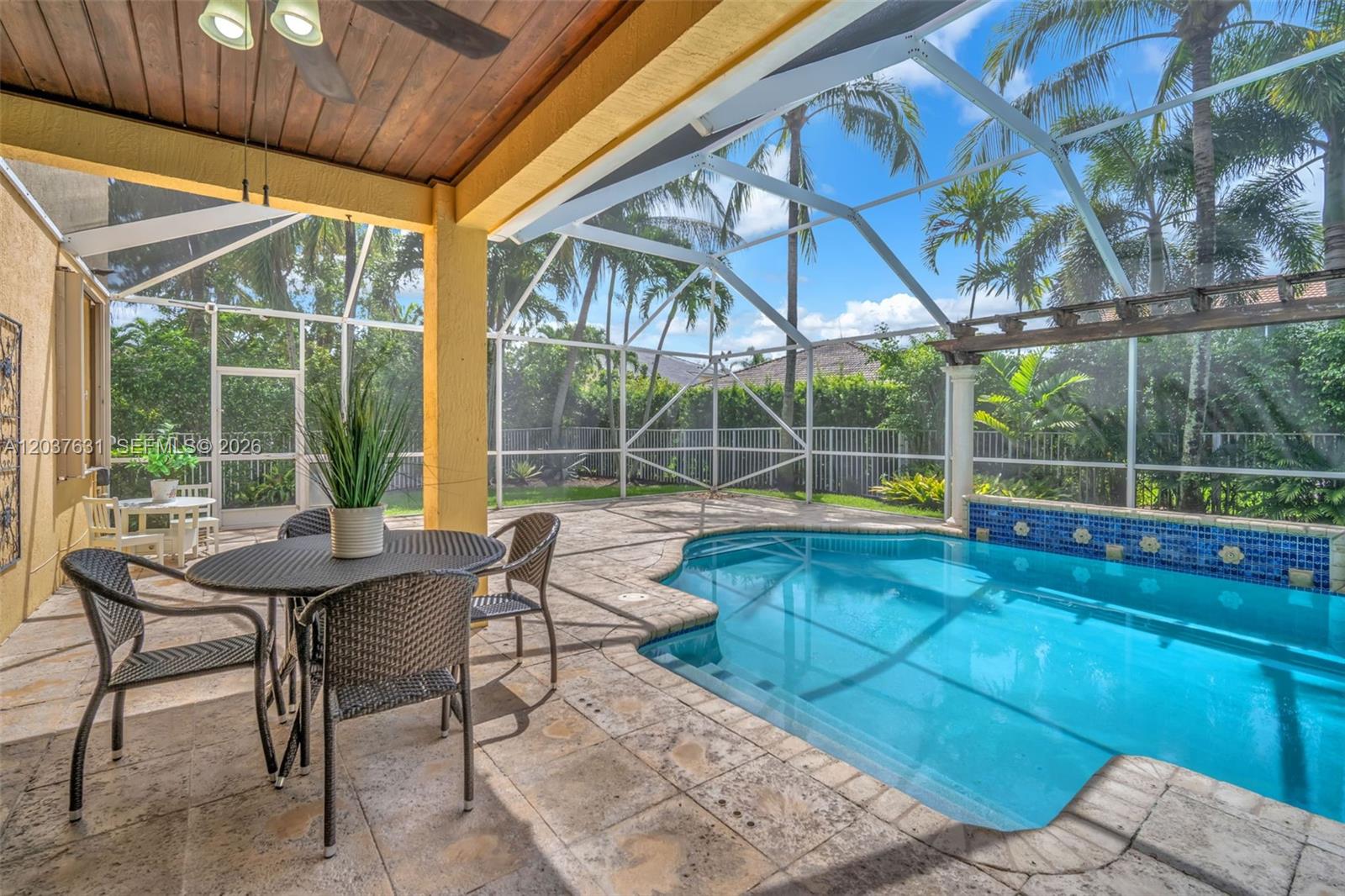 4110 Laurel Ridge Cir