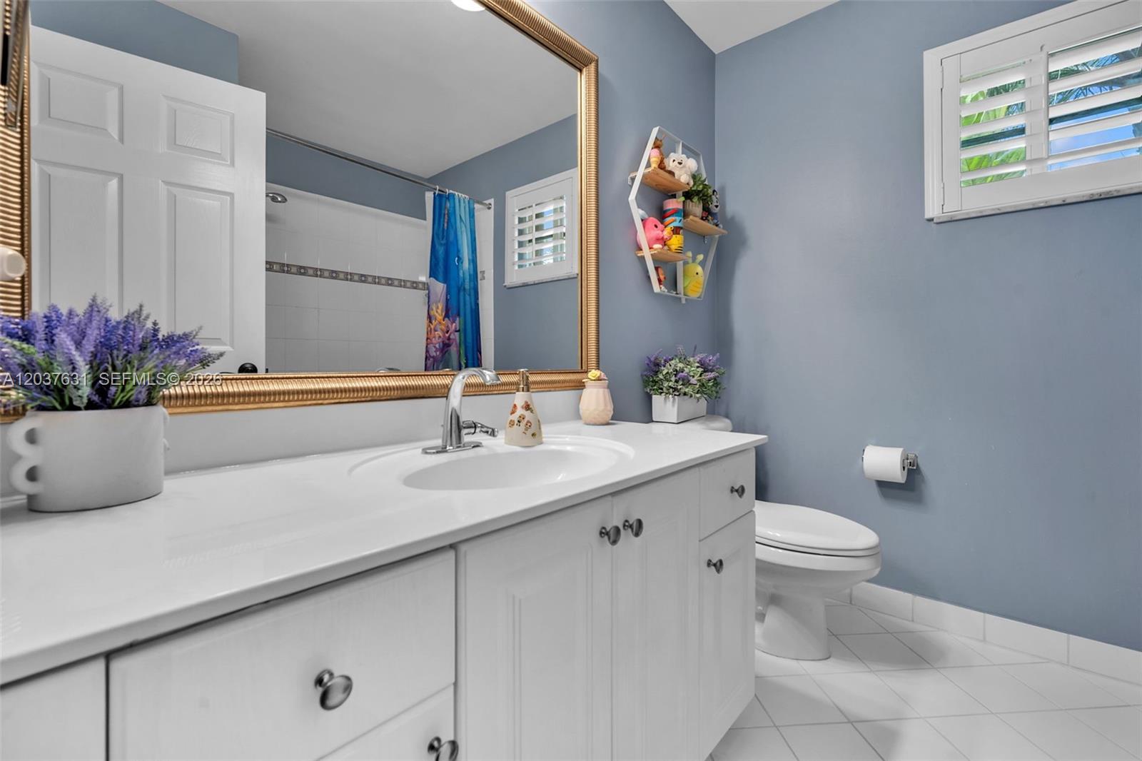4110 Laurel Ridge Cir