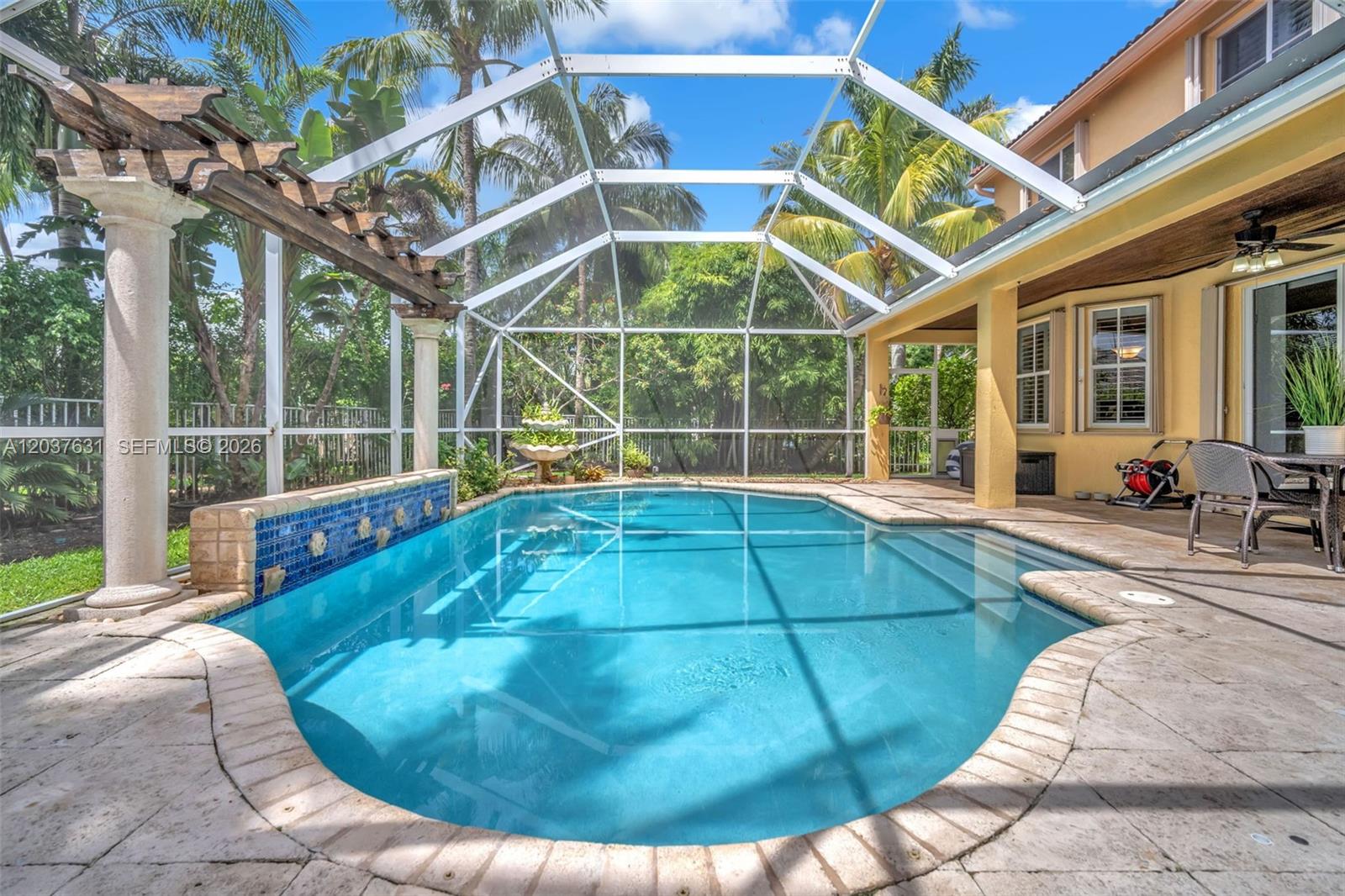 4110 Laurel Ridge Cir