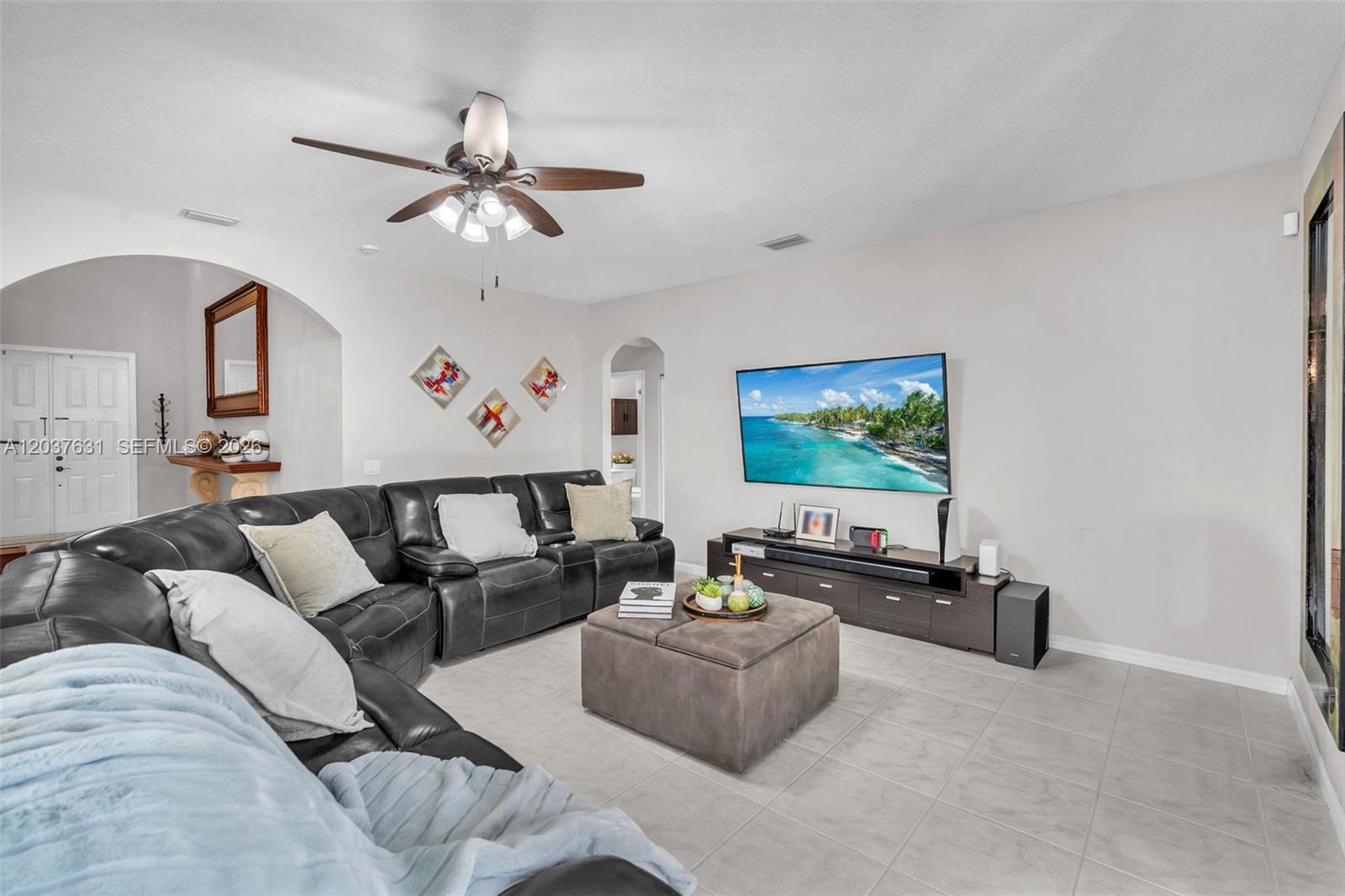 4110 Laurel Ridge Cir
