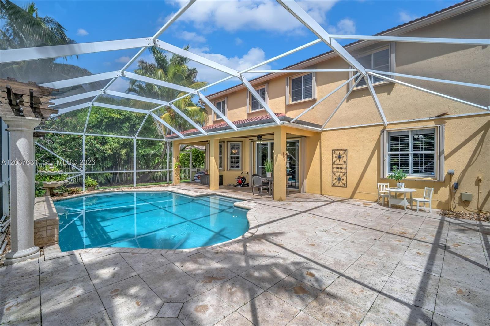 4110 Laurel Ridge Cir