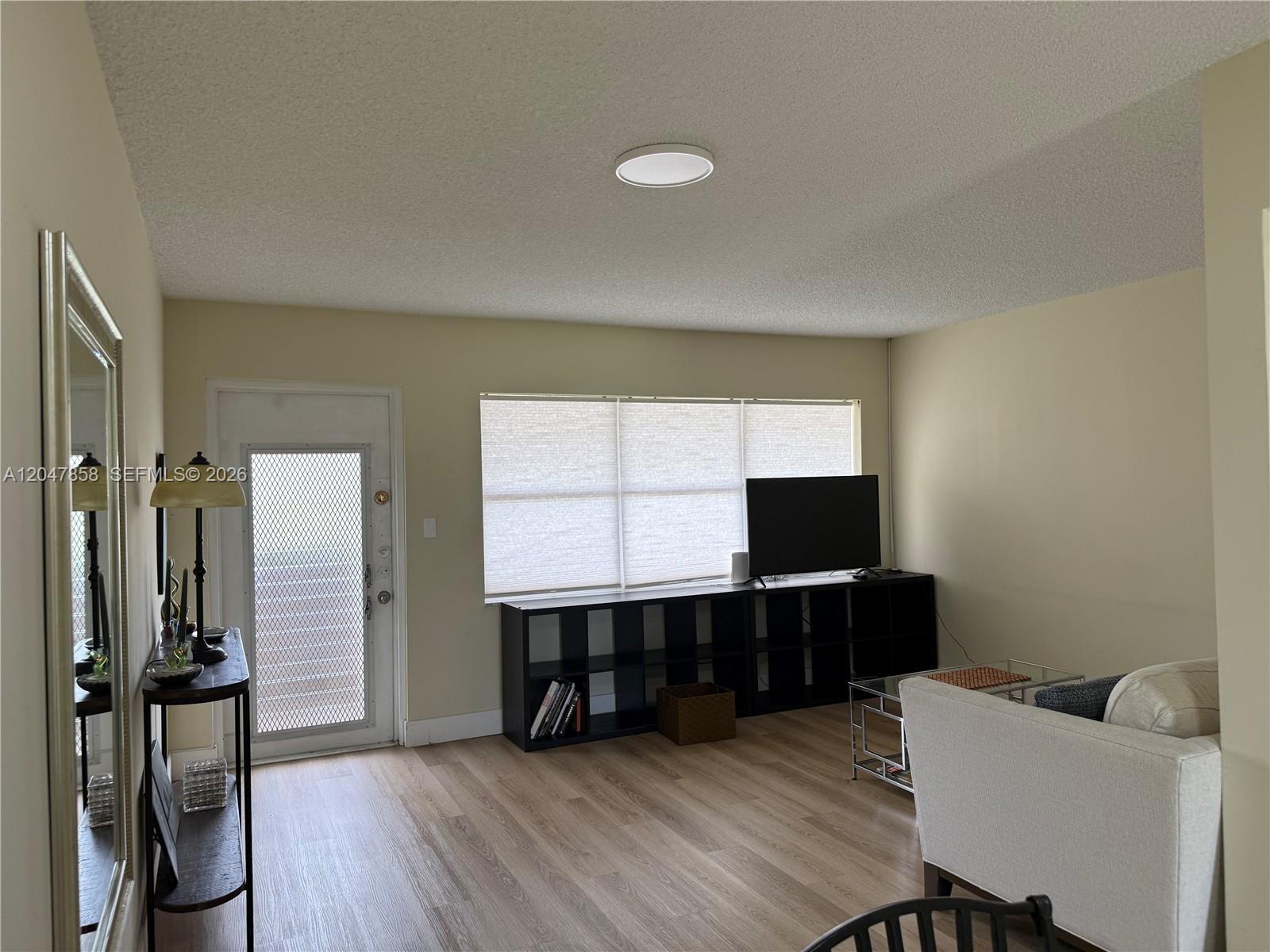 9101 Sunrise Lakes Blvd Unit: 215