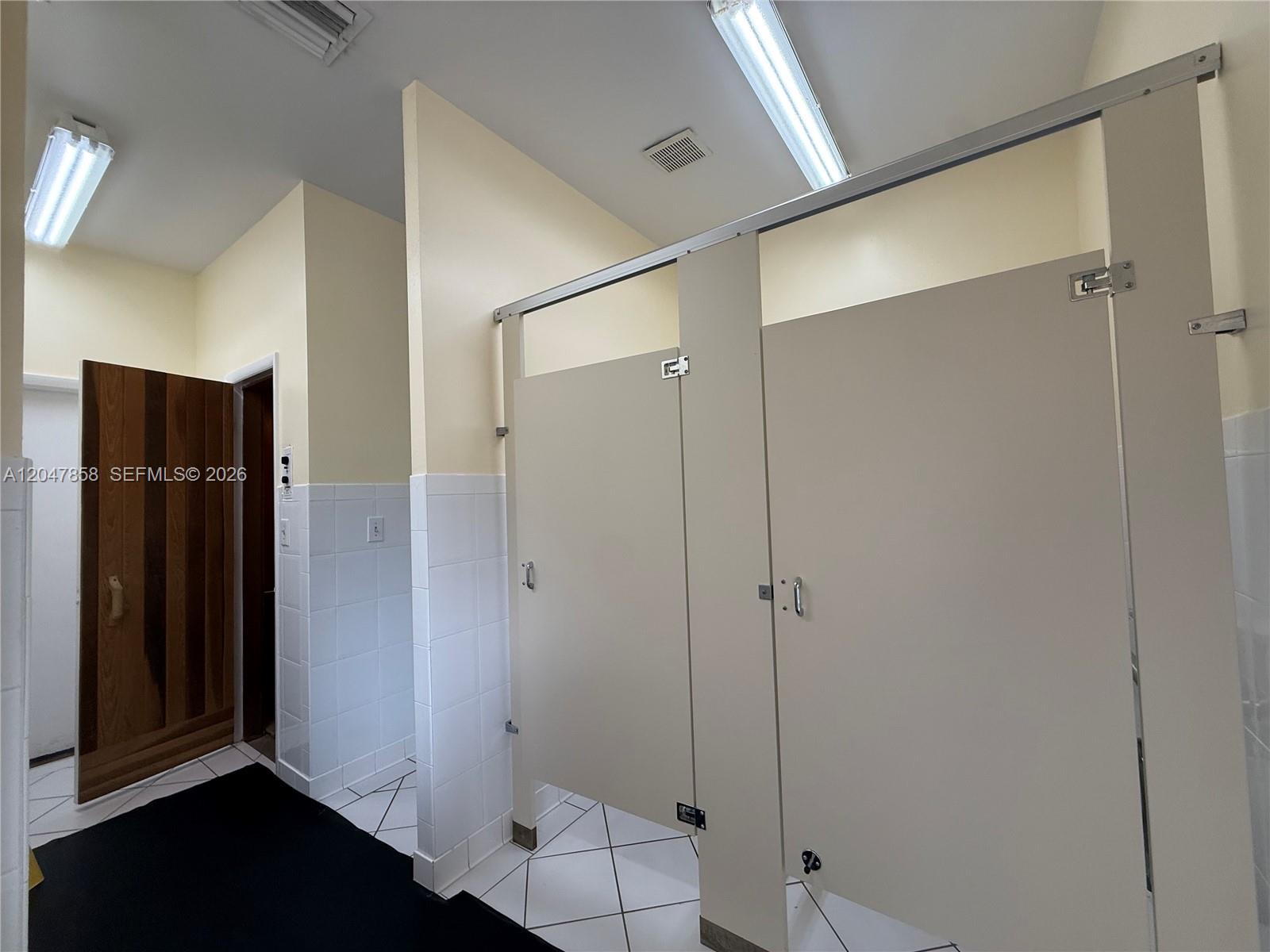 9101 Sunrise Lakes Blvd Unit: 215