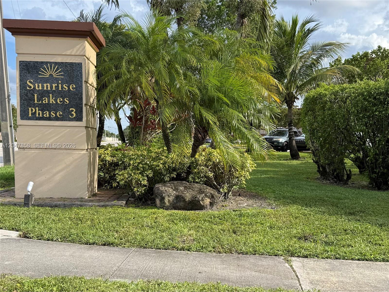 9101 Sunrise Lakes Blvd Unit: 215