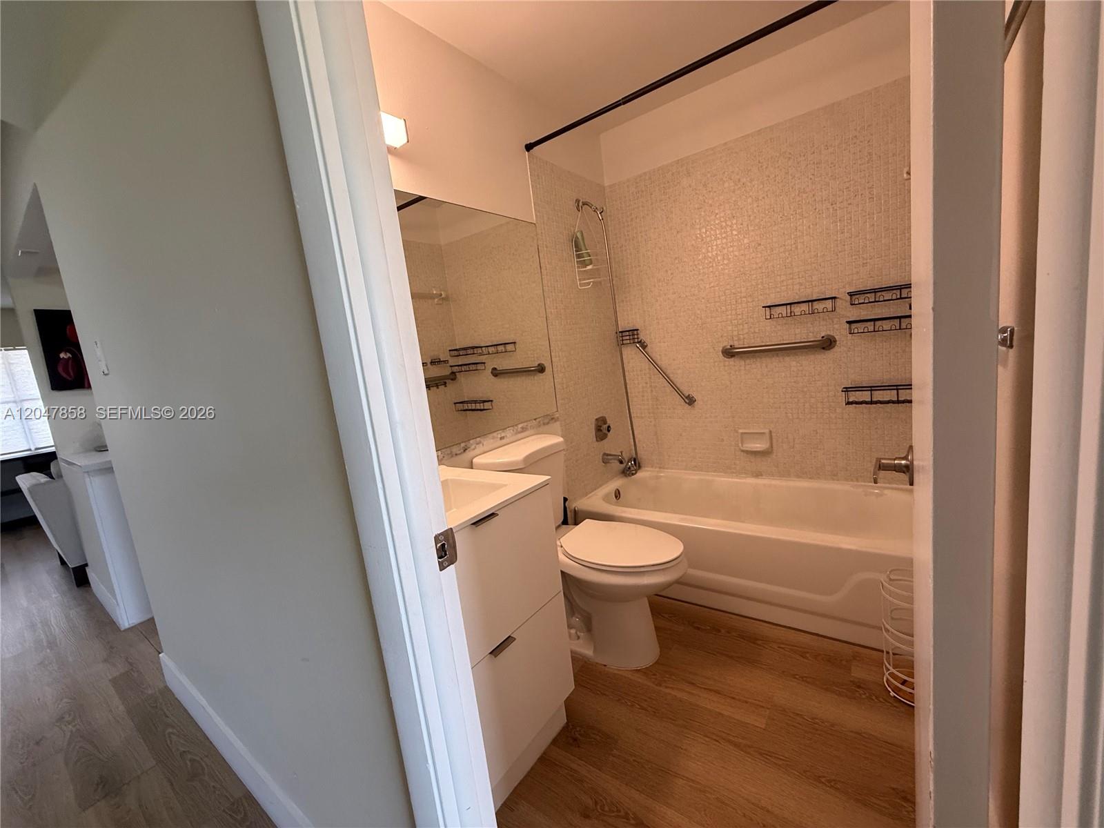 9101 Sunrise Lakes Blvd Unit: 215
