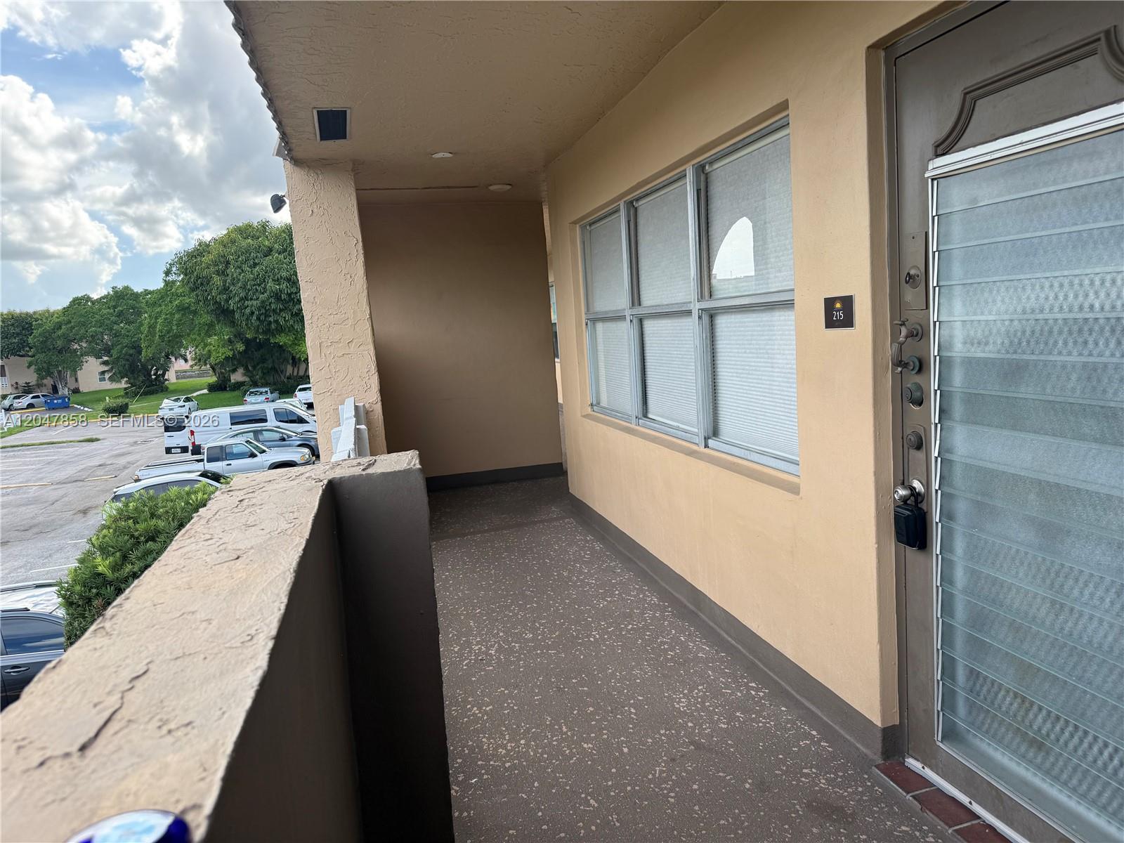 9101 Sunrise Lakes Blvd Unit: 215
