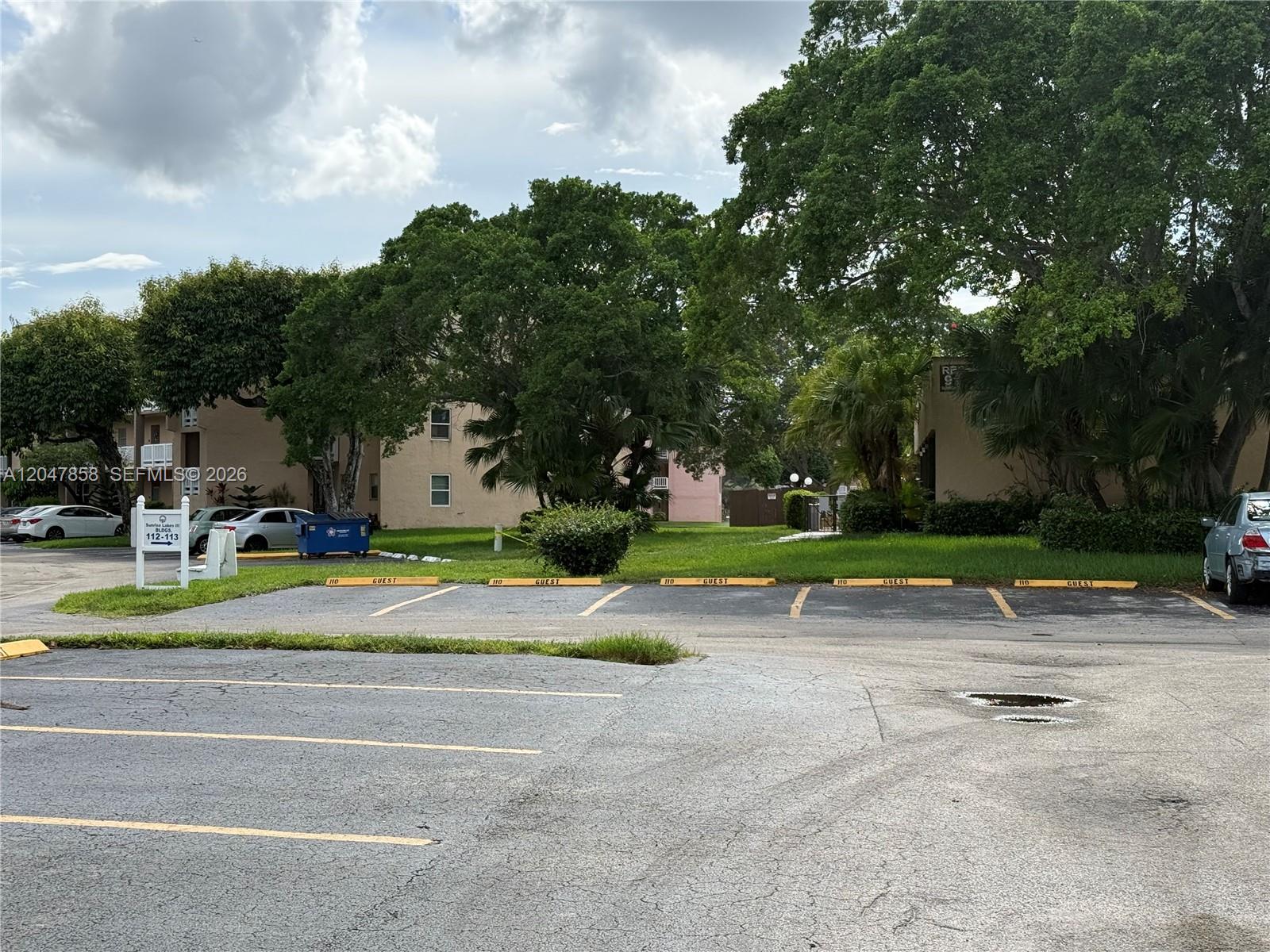 9101 Sunrise Lakes Blvd Unit: 215