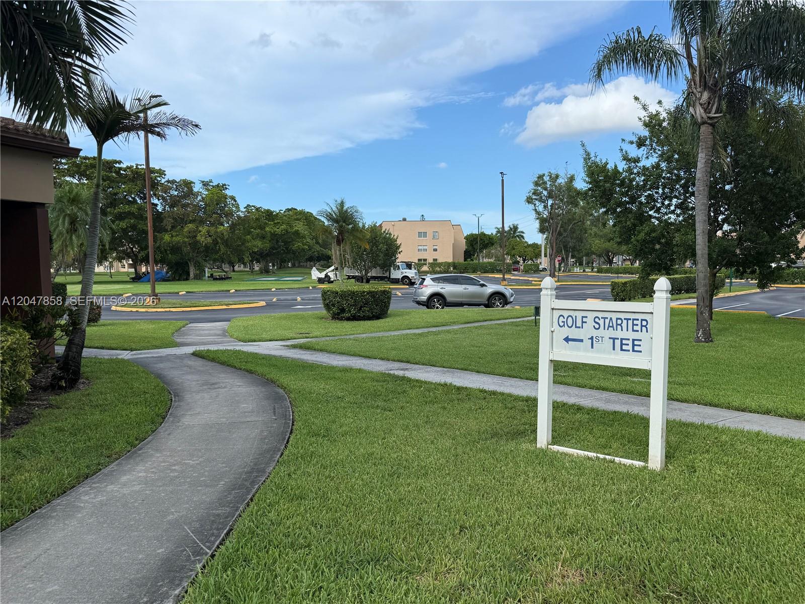 9101 Sunrise Lakes Blvd Unit: 215