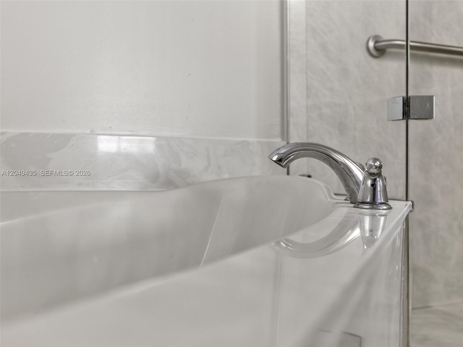 2475 W Cordoba Bnd