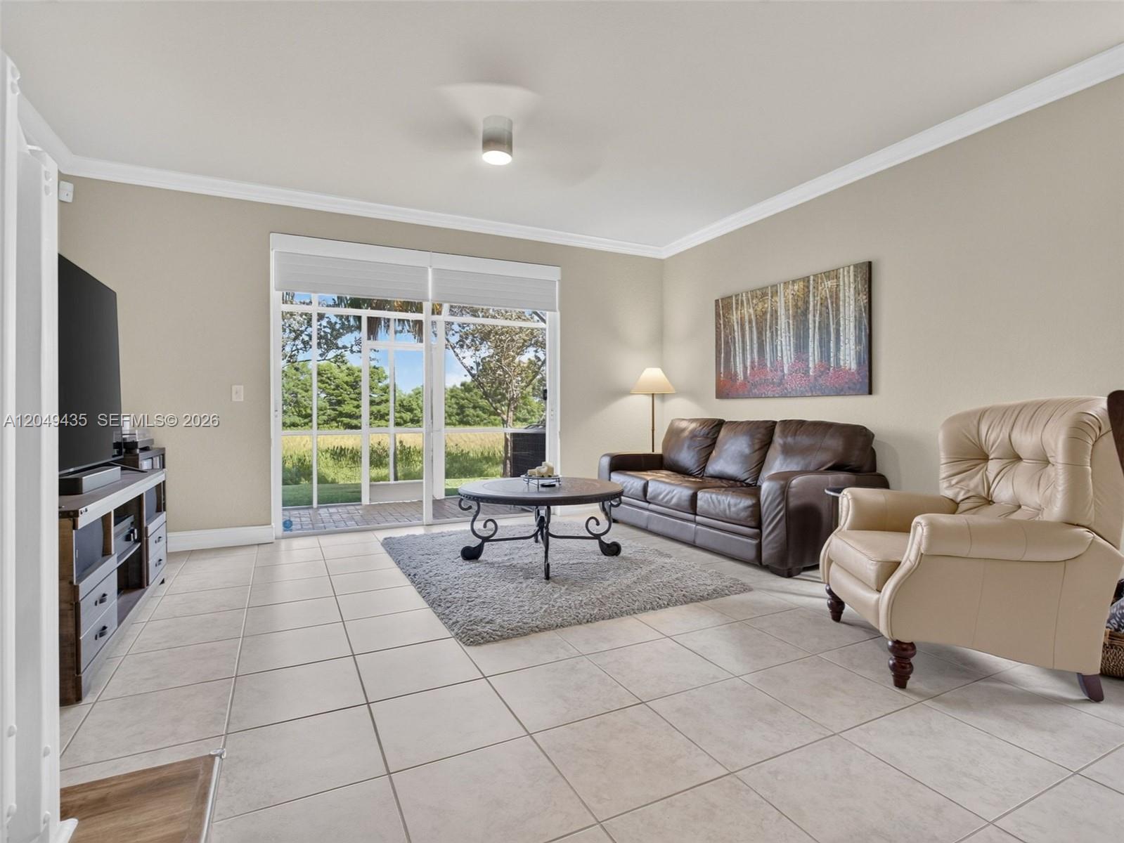 2475 W Cordoba Bnd
