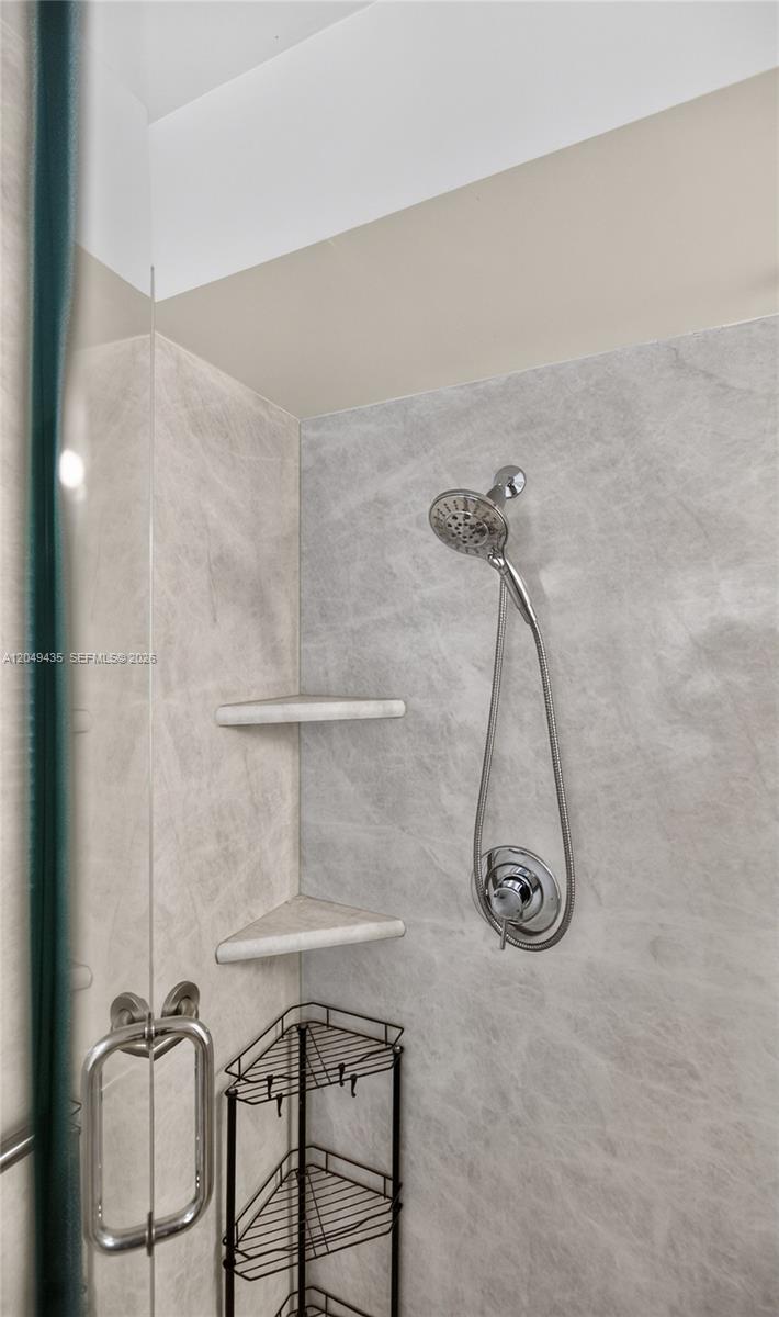 2475 W Cordoba Bnd