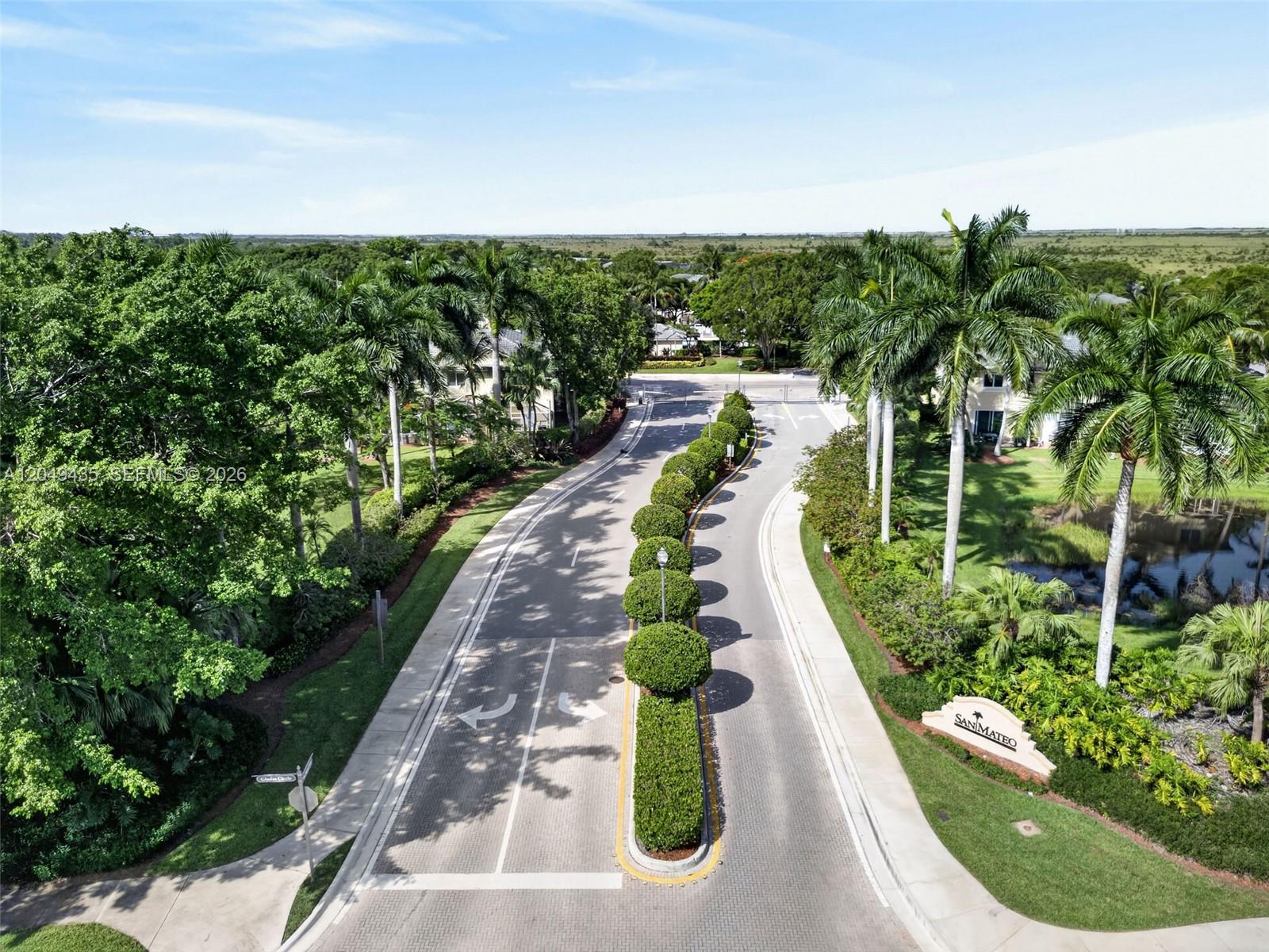 2475 W Cordoba Bnd