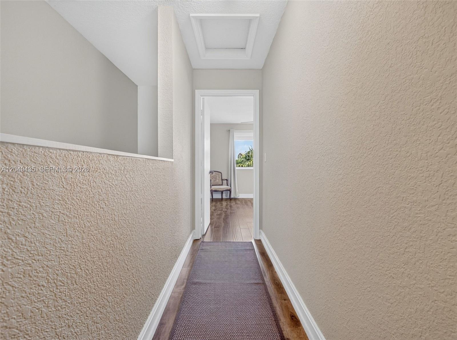 2475 W Cordoba Bnd