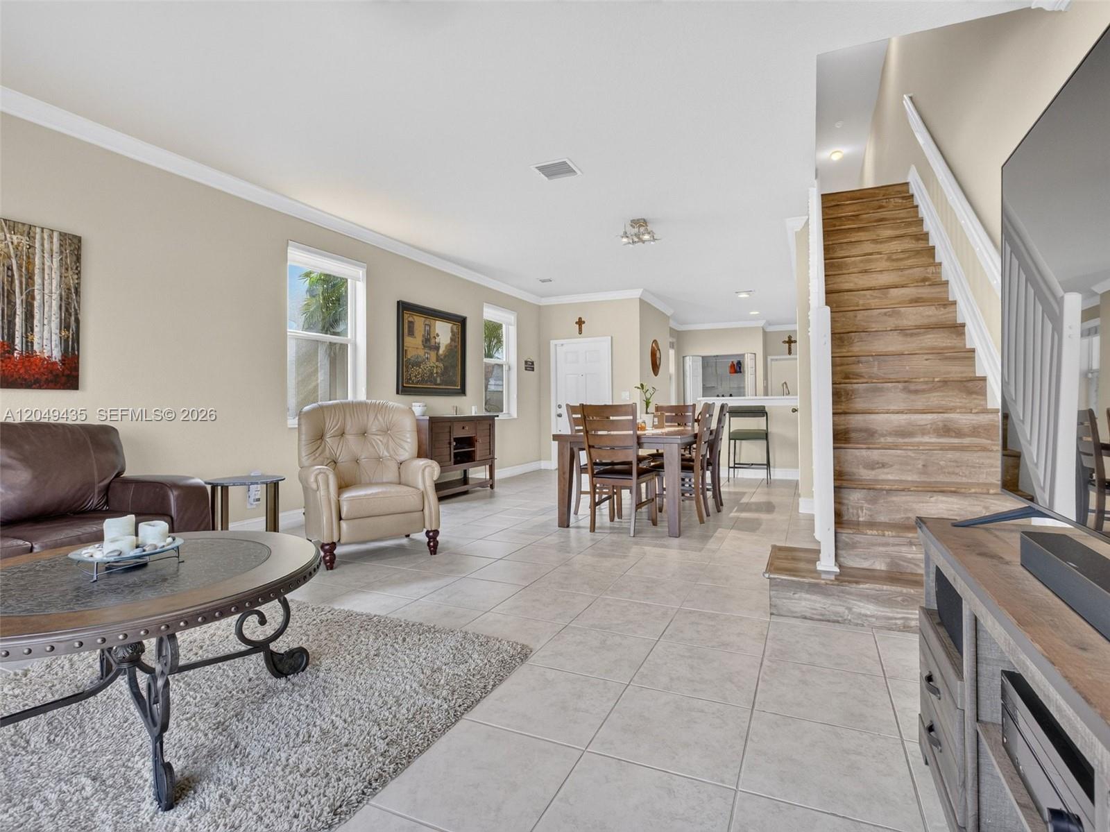 2475 W Cordoba Bnd