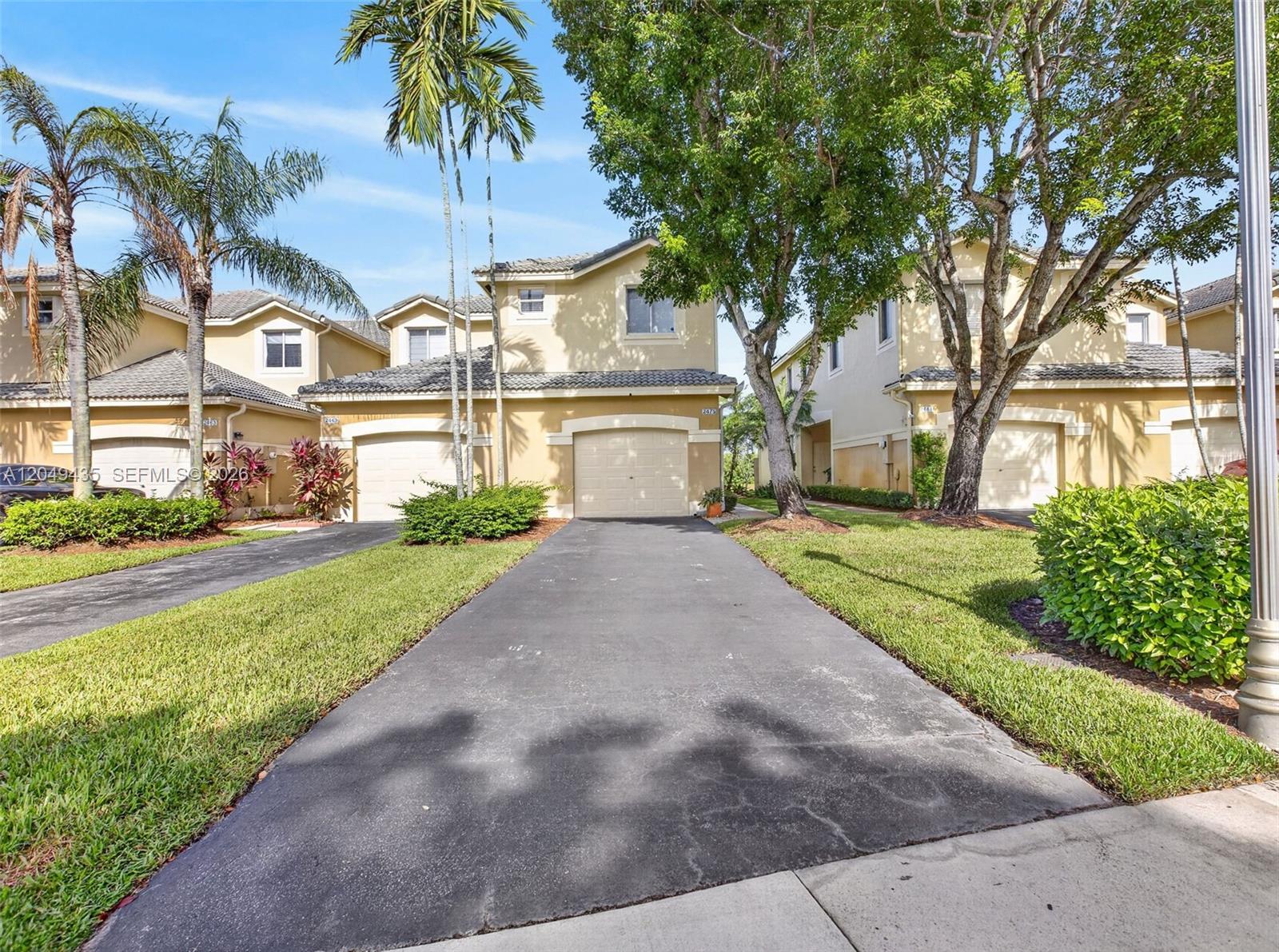 2475 W Cordoba Bnd