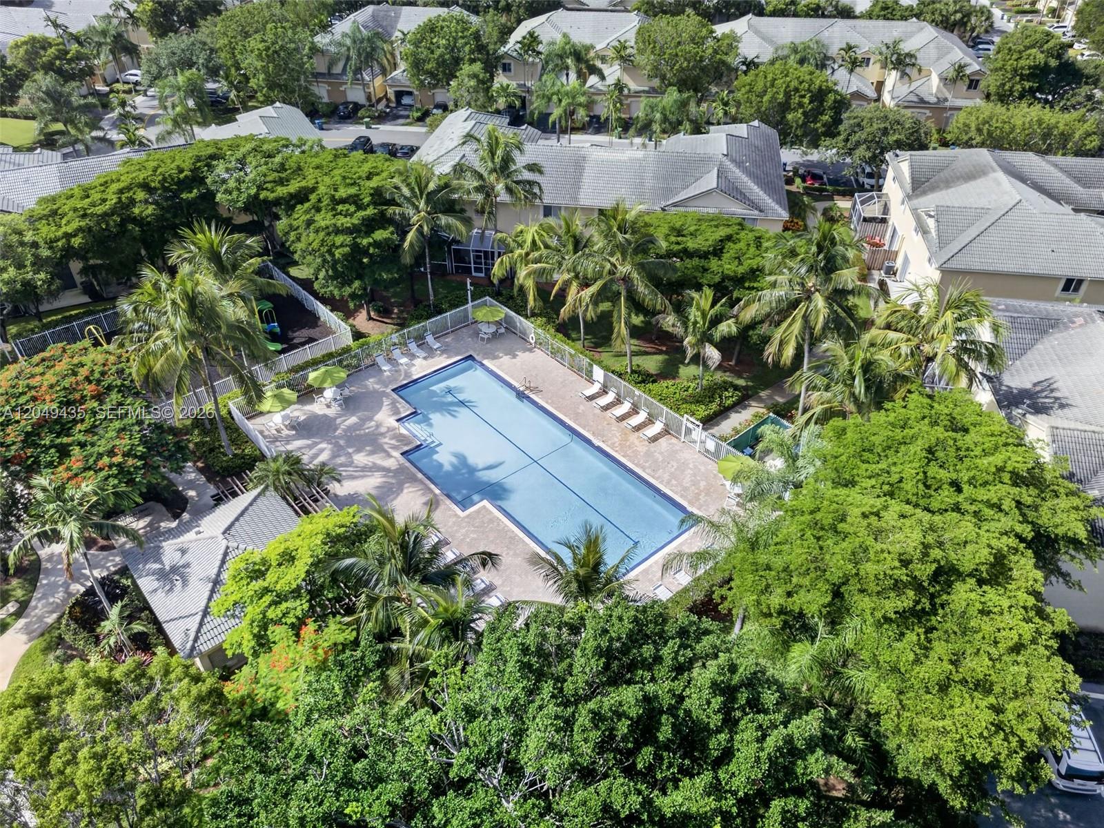 2475 W Cordoba Bnd