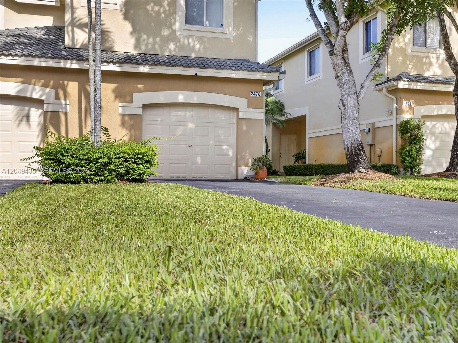 2475 W Cordoba Bnd