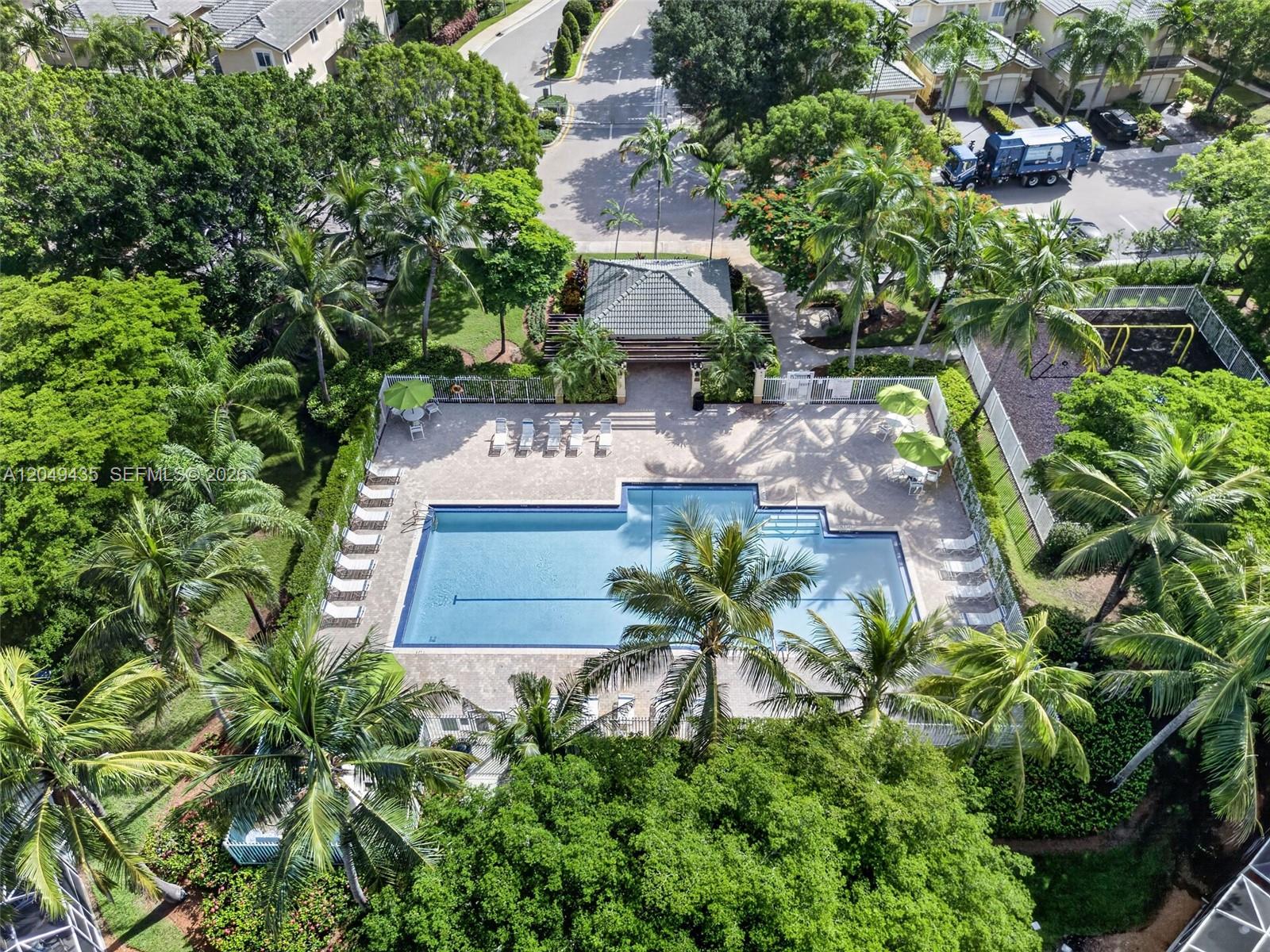 2475 W Cordoba Bnd