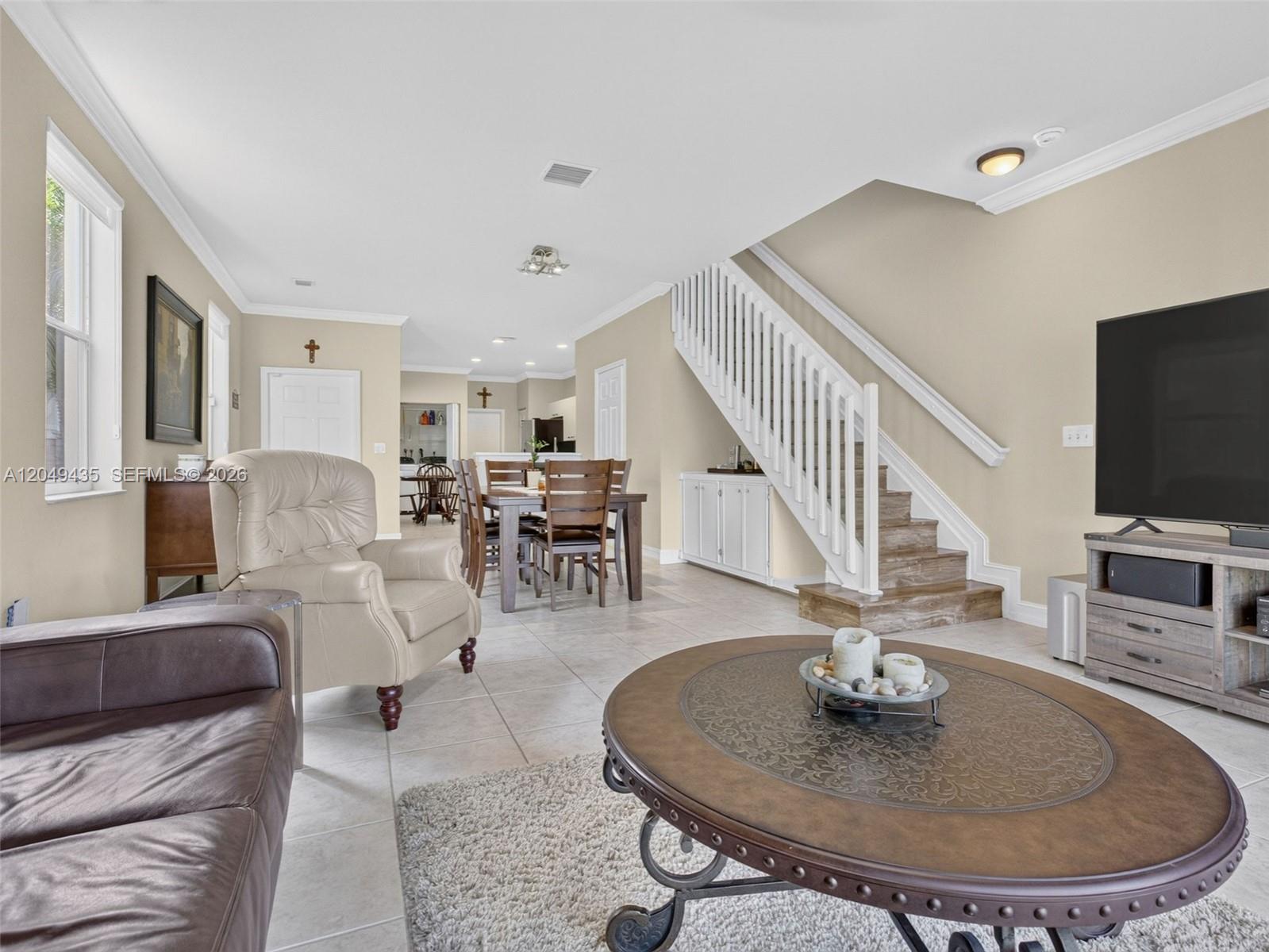 2475 W Cordoba Bnd