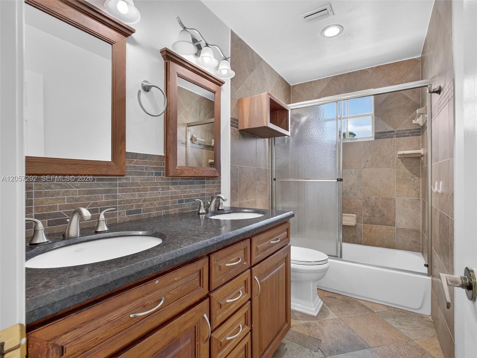 1012 Cedar Falls Dr