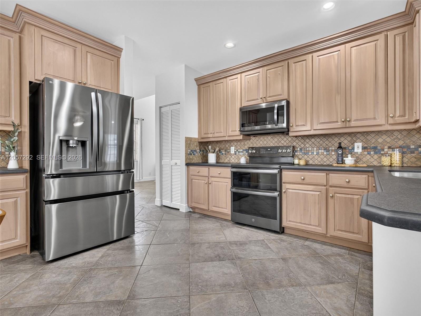 1012 Cedar Falls Dr