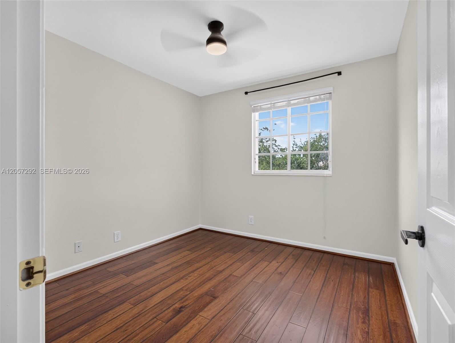 1012 Cedar Falls Dr