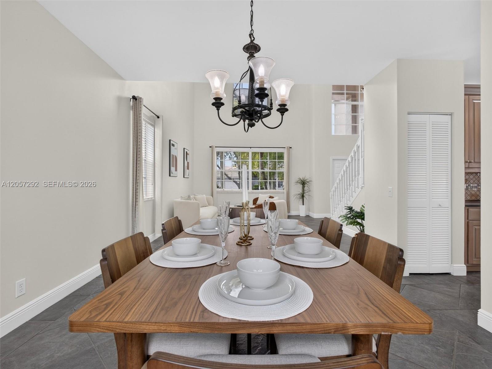 1012 Cedar Falls Dr