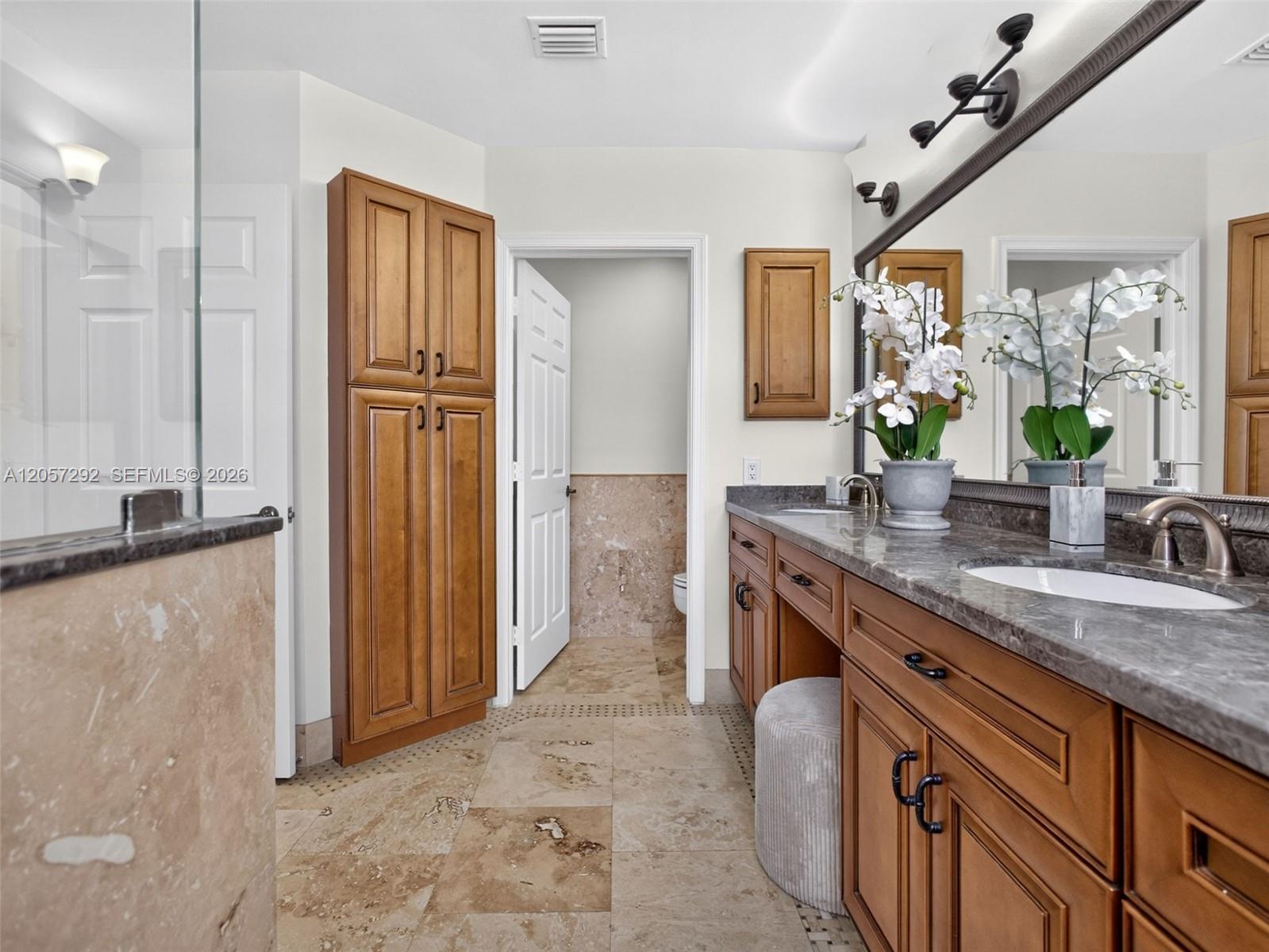 1012 Cedar Falls Dr
