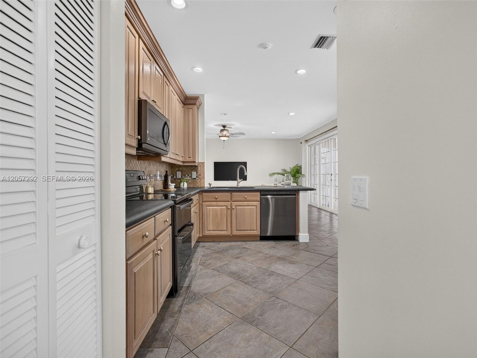 1012 Cedar Falls Dr
