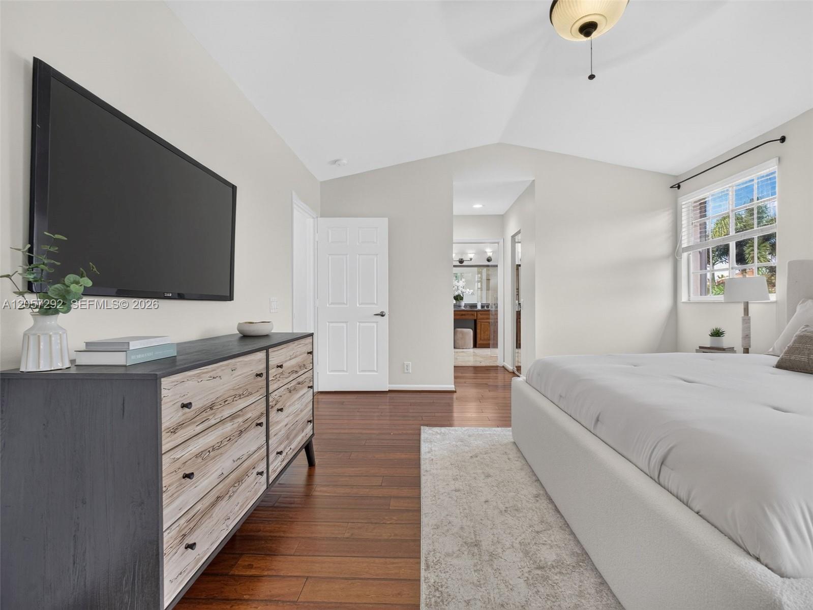 1012 Cedar Falls Dr