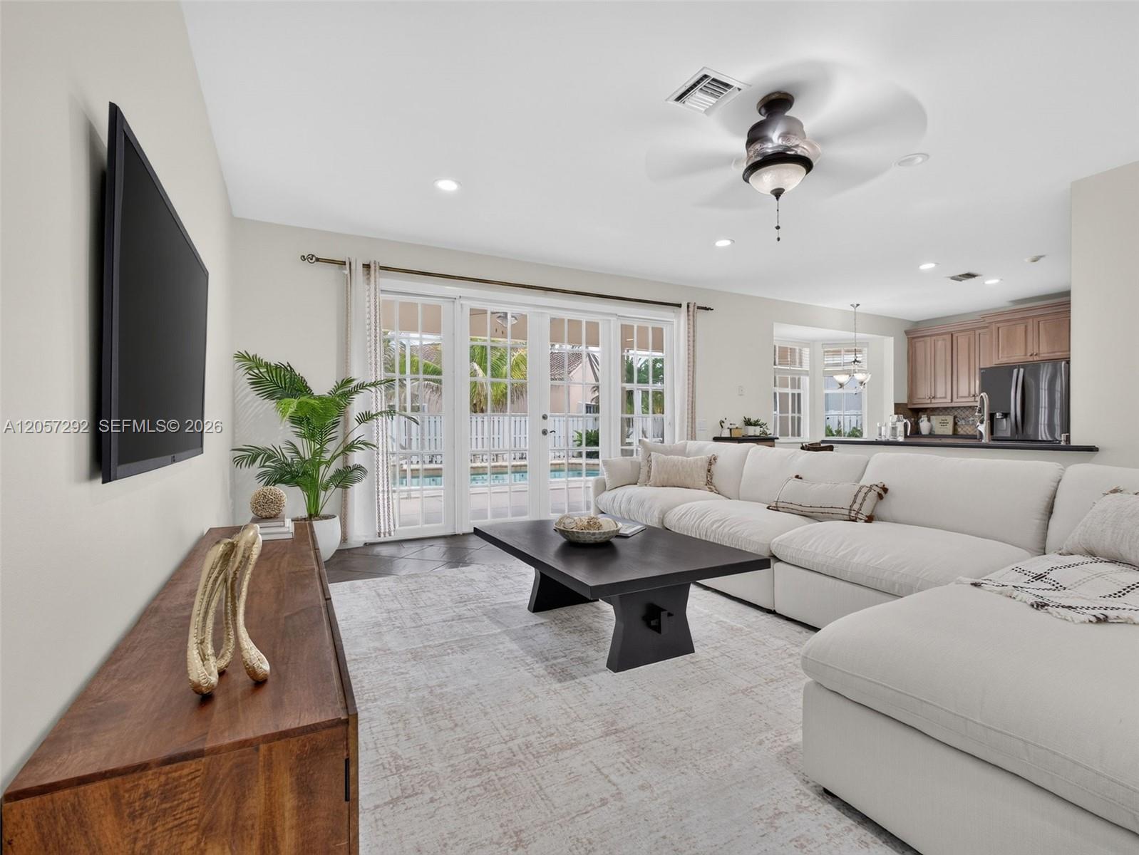 1012 Cedar Falls Dr