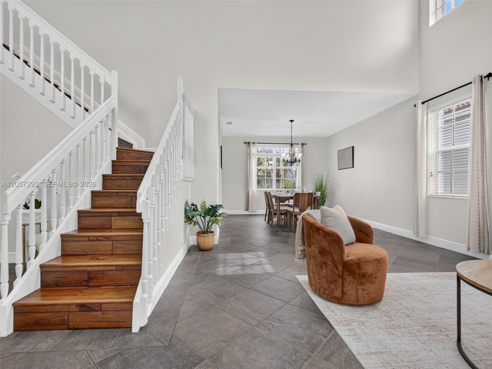 1012 Cedar Falls Dr