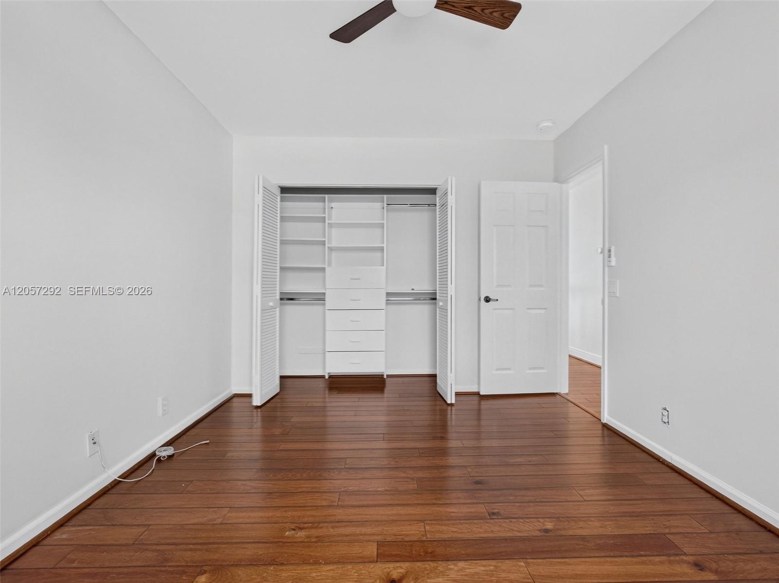 1012 Cedar Falls Dr