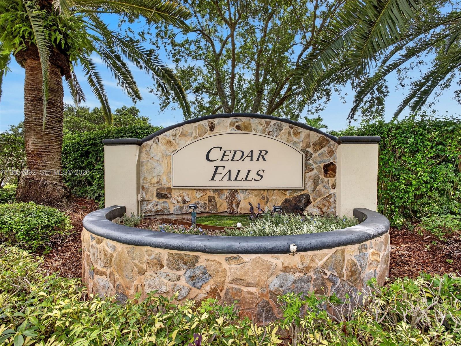 1012 Cedar Falls Dr
