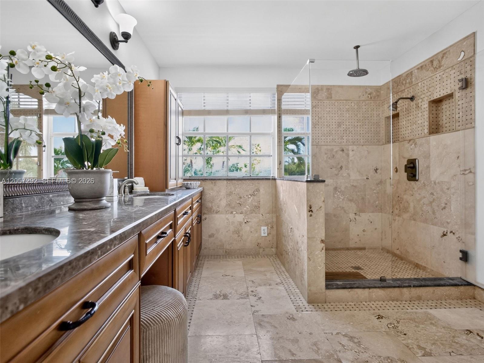 1012 Cedar Falls Dr