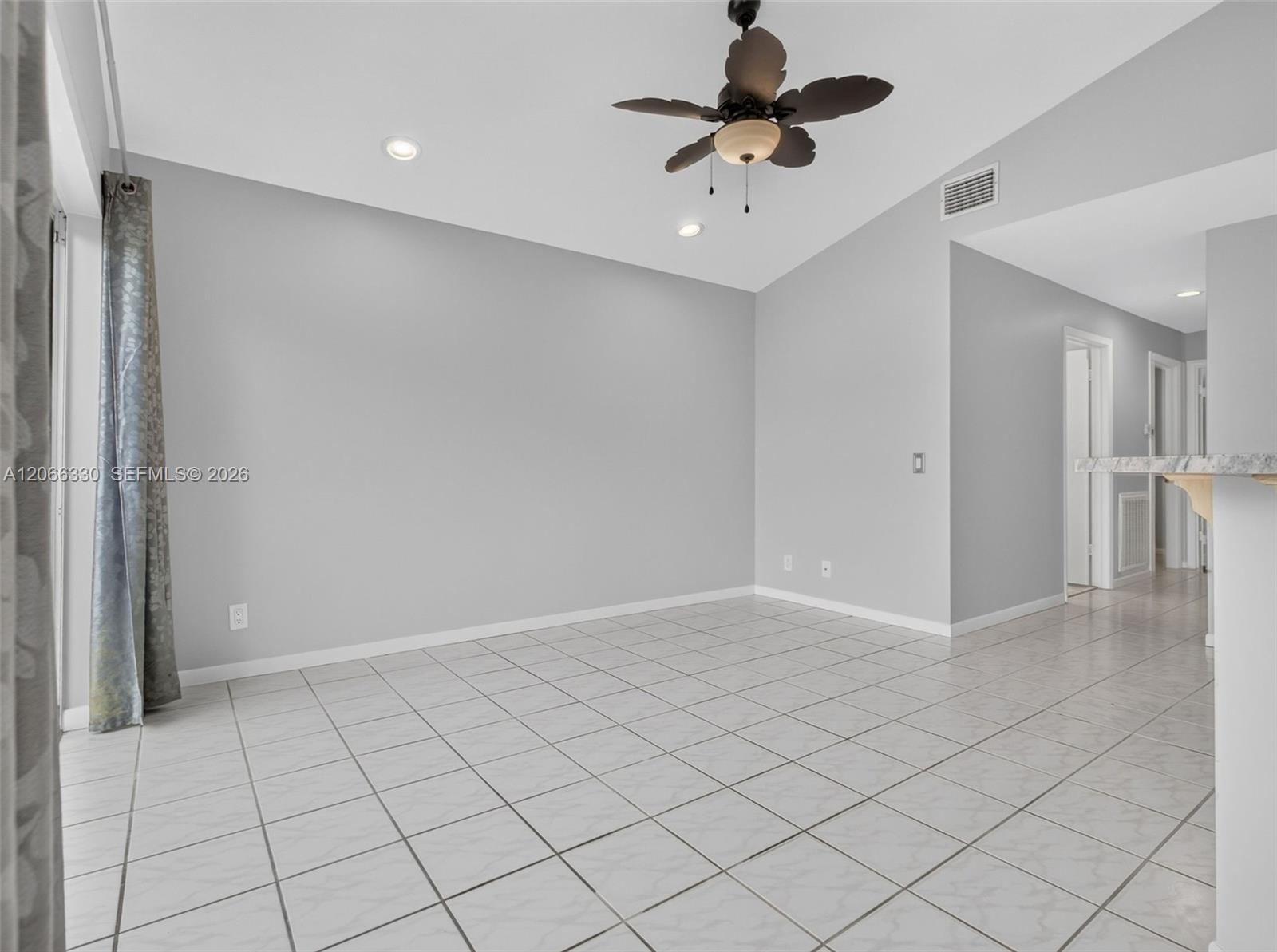 1520 Seabay Rd