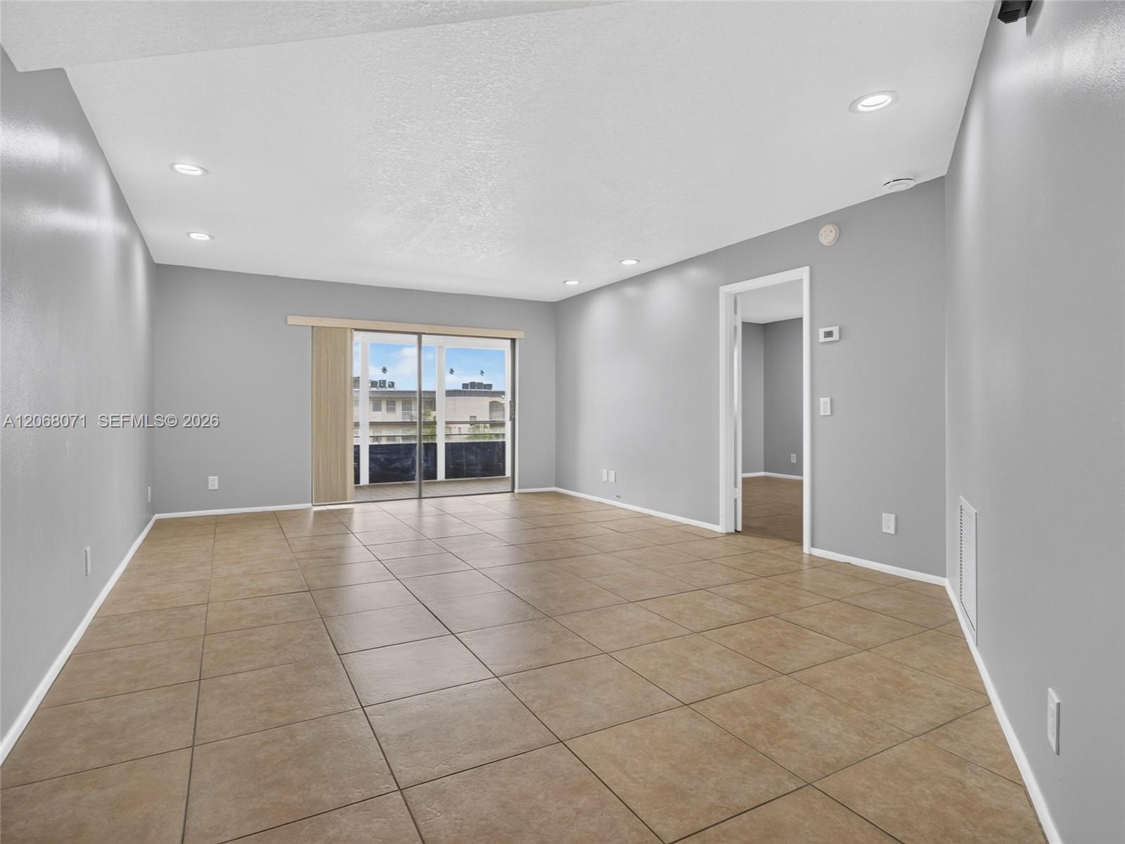 4140 NW 44th Ave # 408